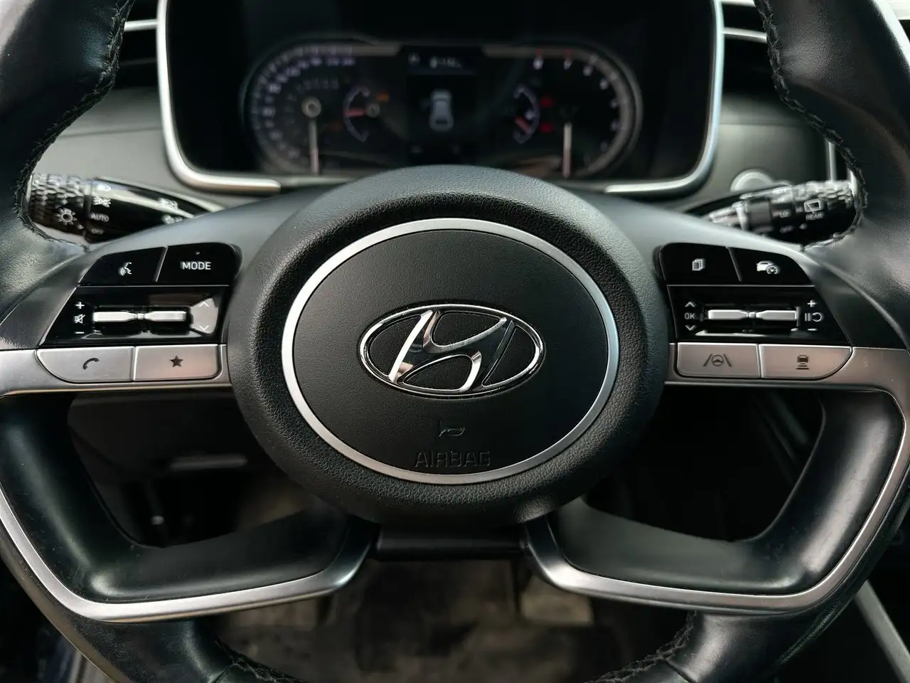 Hyundai TUCSON снимка Hyundai TUCSON