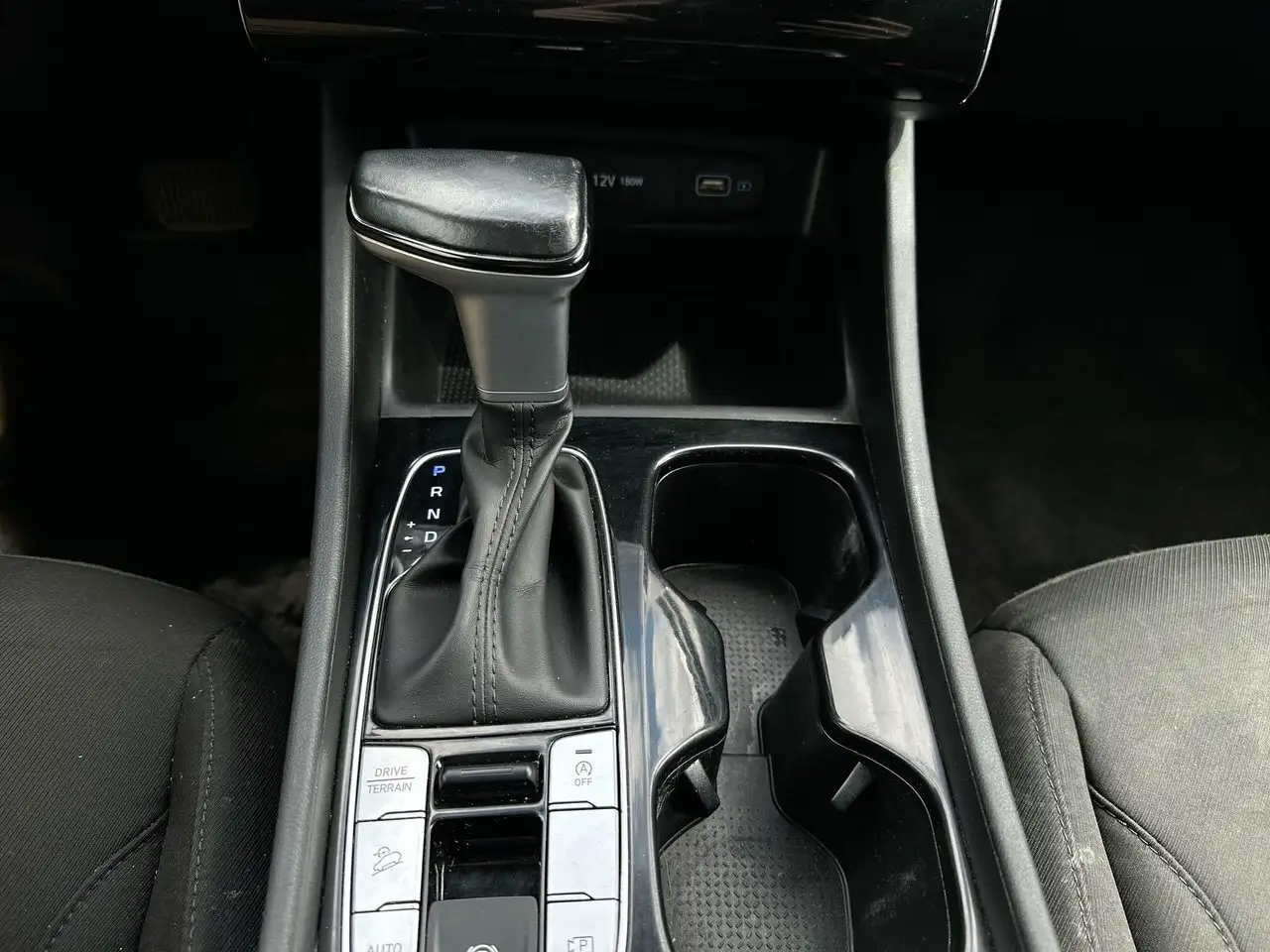 Hyundai TUCSON снимка Hyundai TUCSON