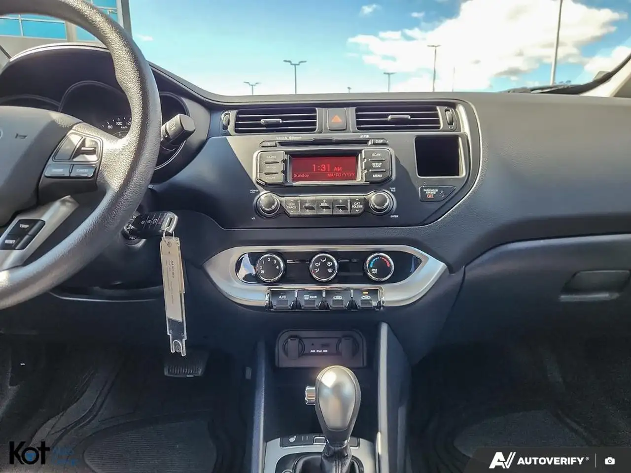 Kia Rio снимка Kia Rio
