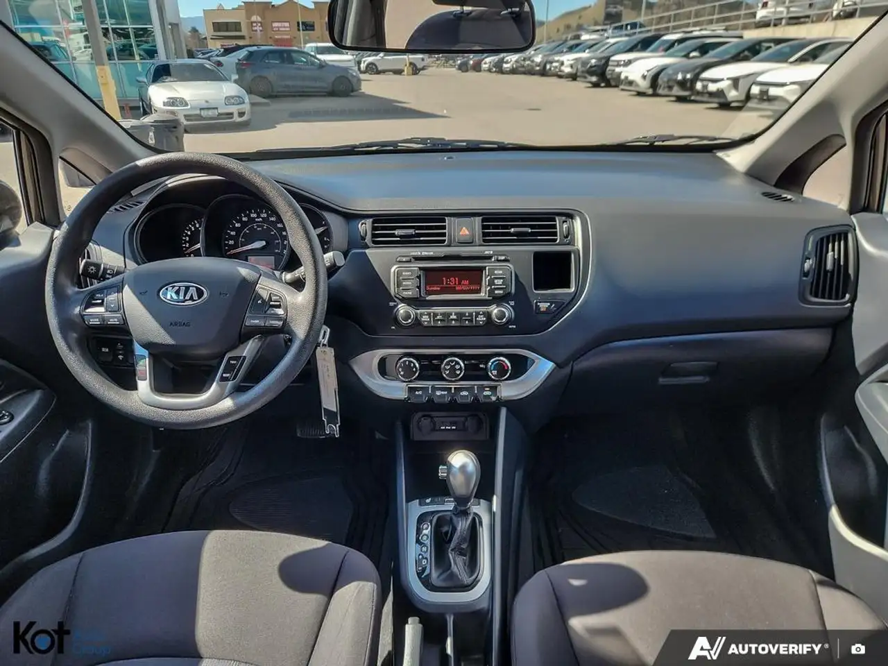 Kia Rio снимка Kia Rio