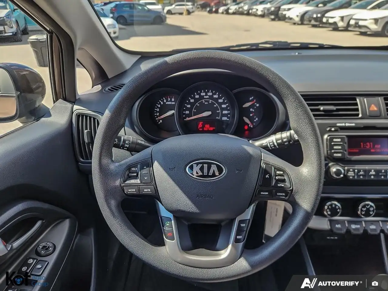 Kia Rio снимка Kia Rio