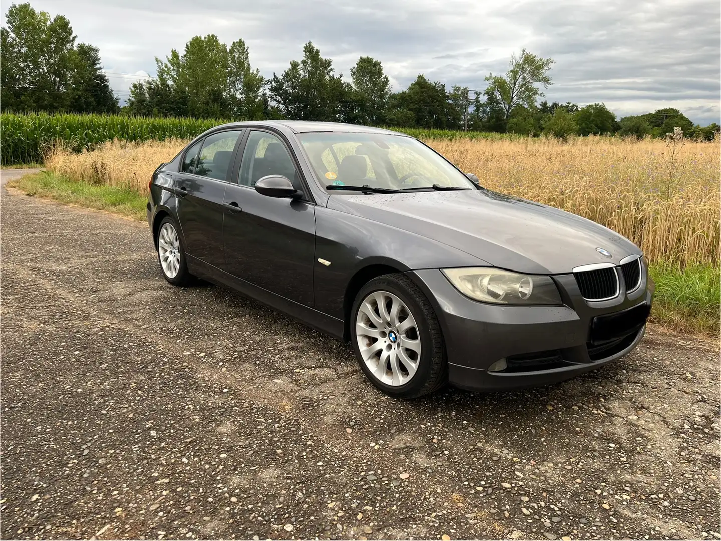 BMW 320 320d Aut. Gri - 1