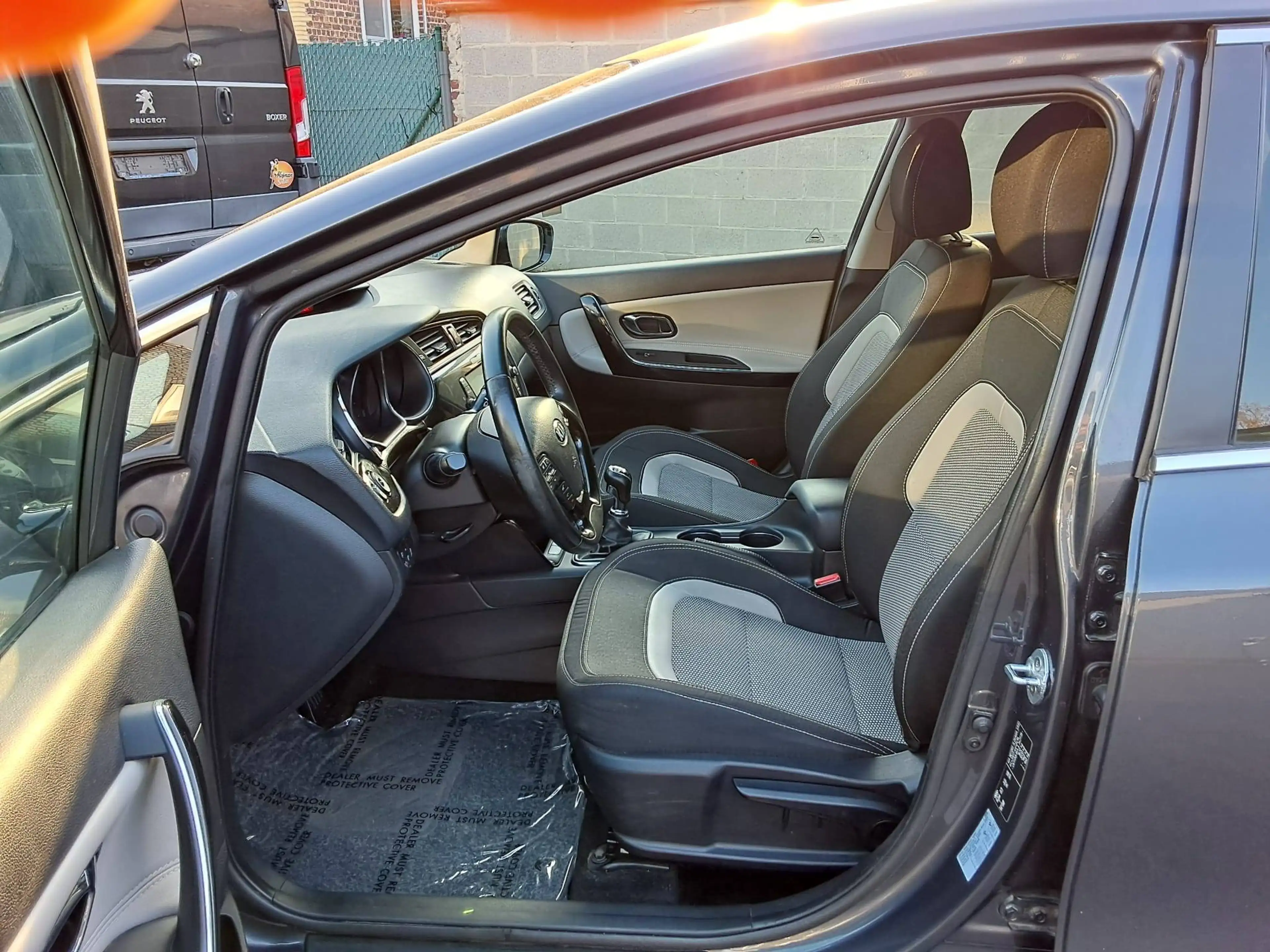 Kia Ceed / cee'd 1.4i Access CARPLAY CAM PARKHULP ACHT CRUISE NAV — photo 7