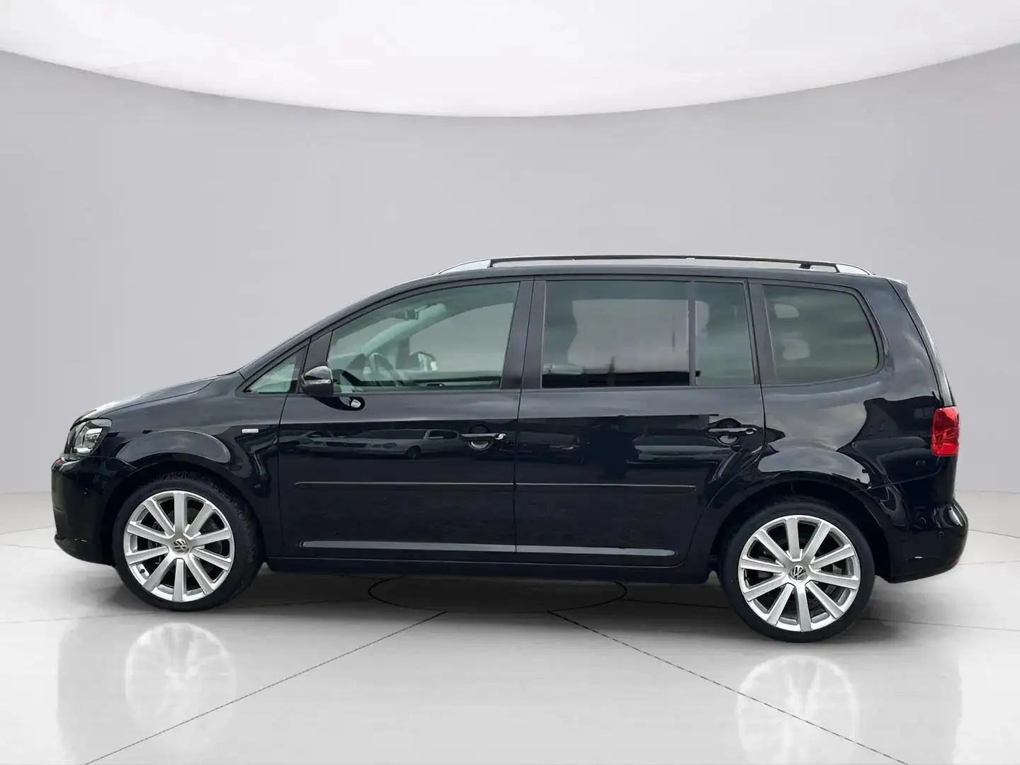 Volkswagen Touran Match*Automatik*7.Sitze*Schiebe-Dach*SHZ*Temp.*PDC Zwart - 2
