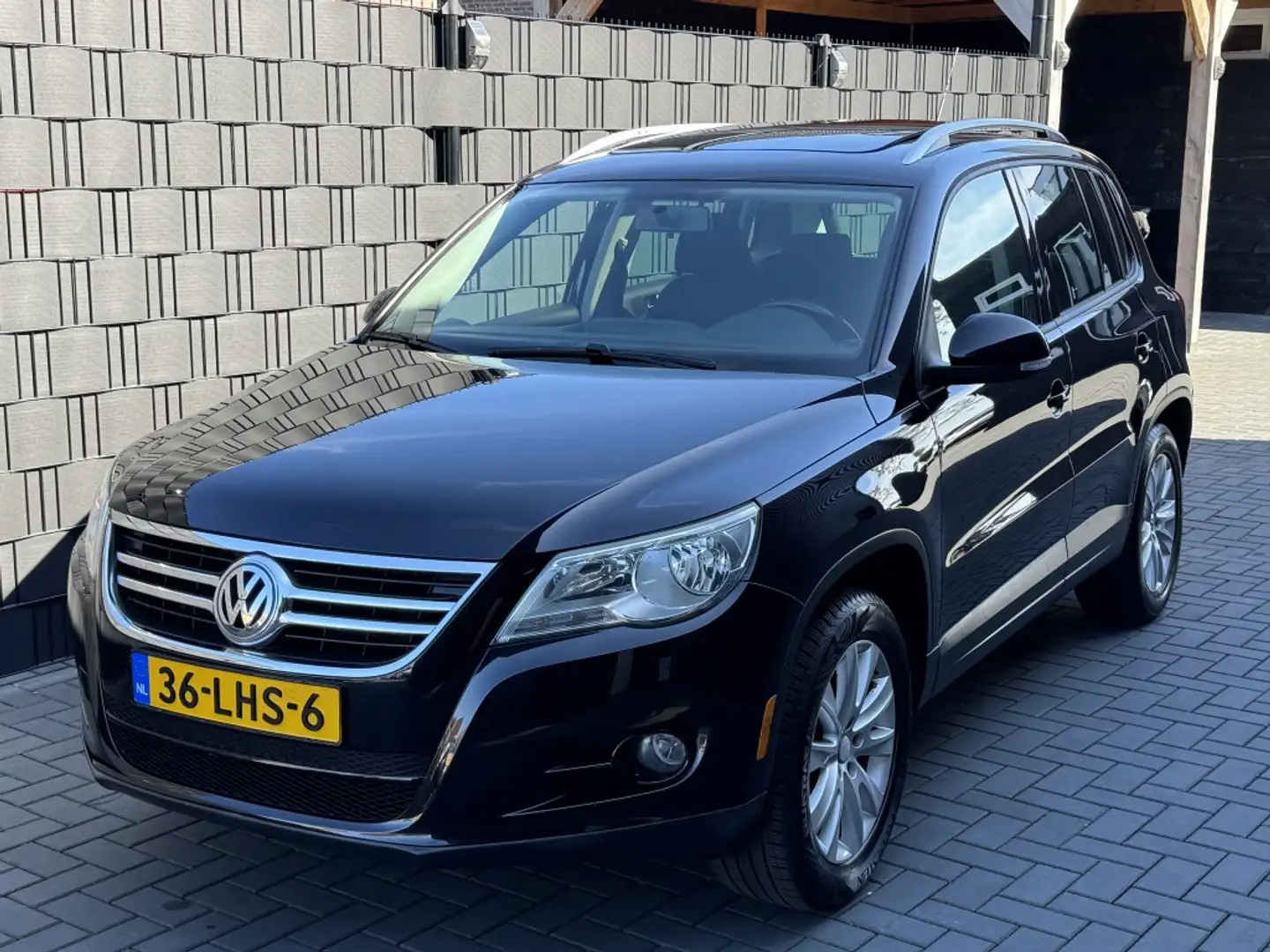 Volkswagen Tiguan 2.0TSI Sport&Style| 4MOTION| AUTOMAAT| NAVI| CRUIS Negro - 1
