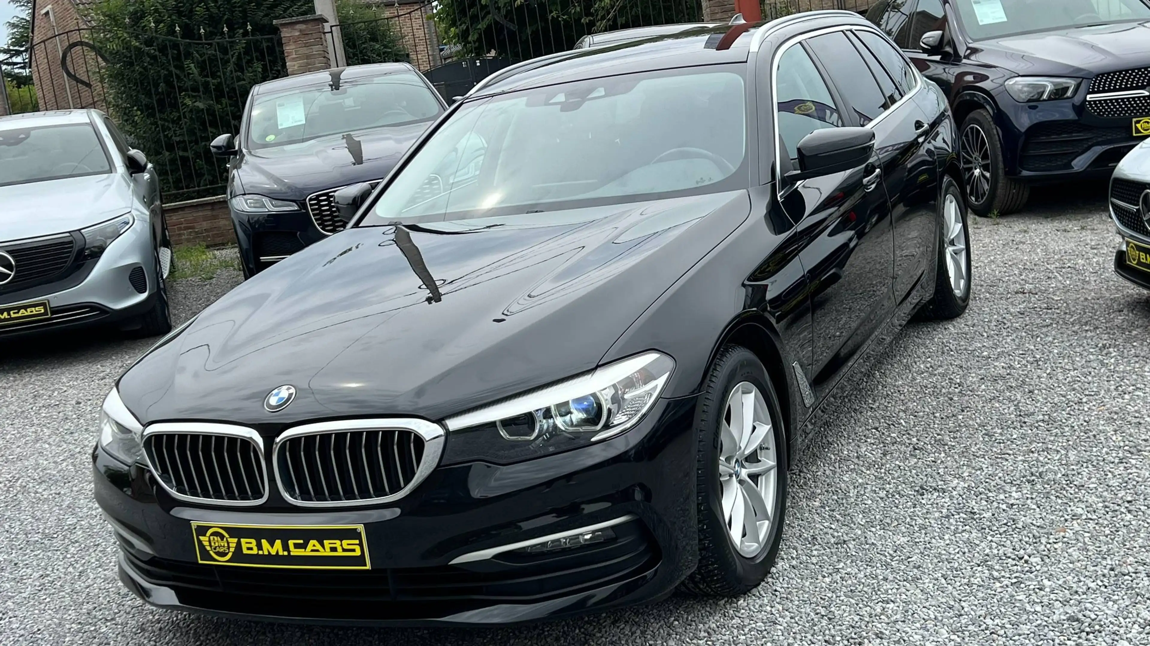 BMW 518 Touring 518 dA BOITE AUTO ✅ FULL OPTIONS ✅ VIRTUAL COCKPIT GPS CUIR XéNON CAMERA DE RECUL FULL !! — photo 6