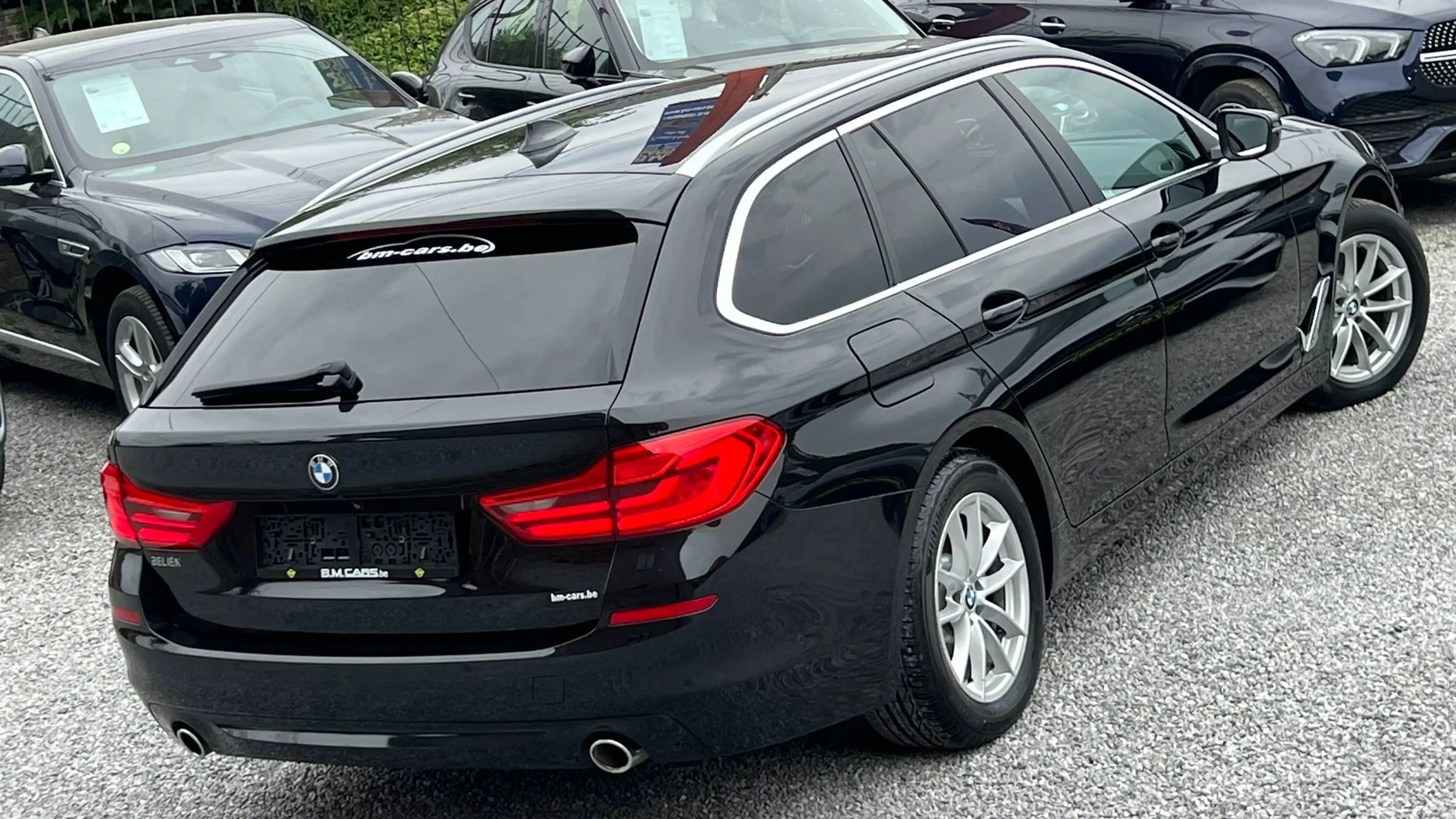 BMW 518 Touring 518 dA BOITE AUTO ✅ FULL OPTIONS ✅ VIRTUAL COCKPIT GPS CUIR XéNON CAMERA DE RECUL FULL !! — photo 4