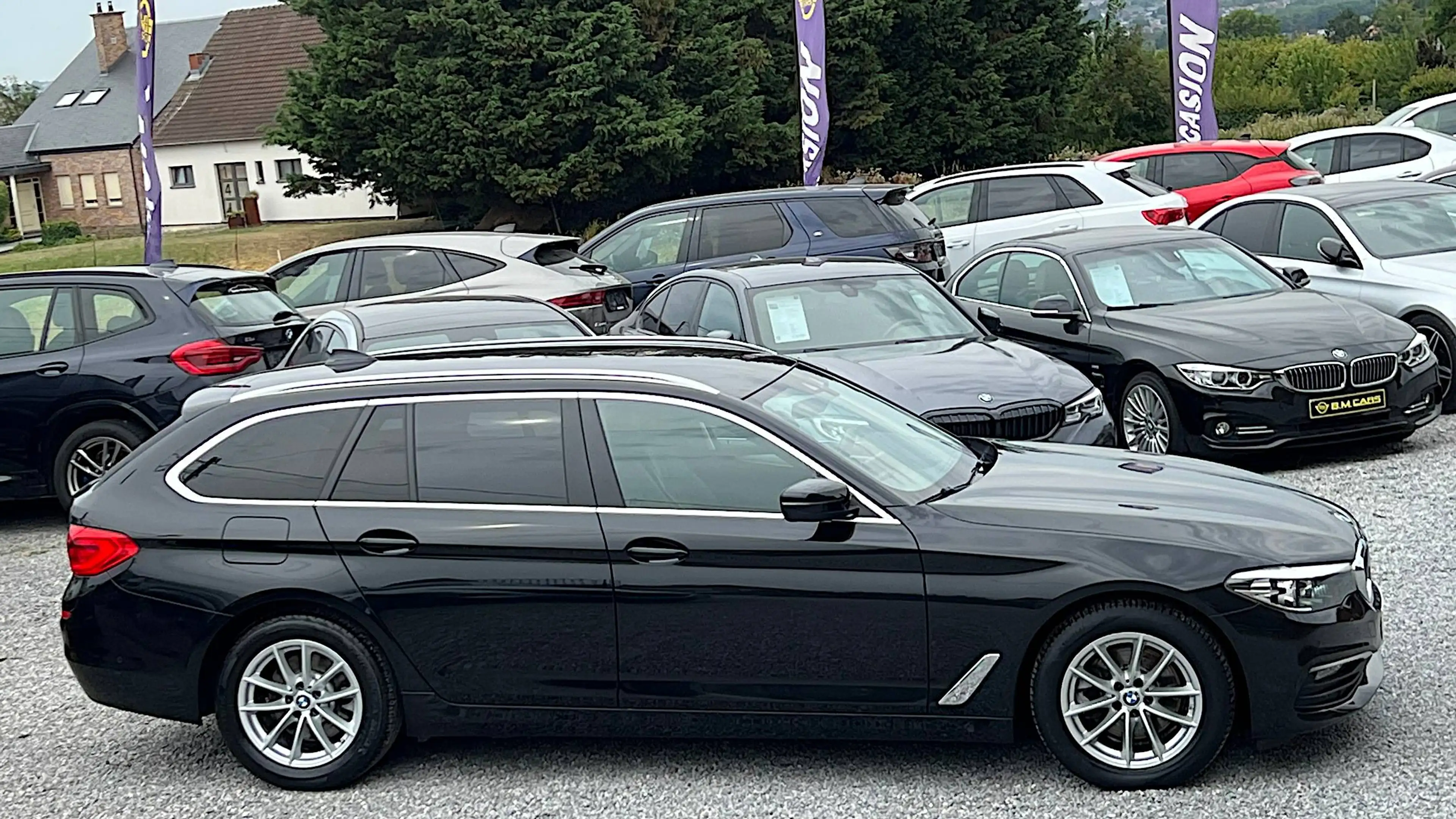 BMW 518 Touring 518 dA BOITE AUTO ✅ FULL OPTIONS ✅ VIRTUAL COCKPIT GPS CUIR XéNON CAMERA DE RECUL FULL !! — photo 3