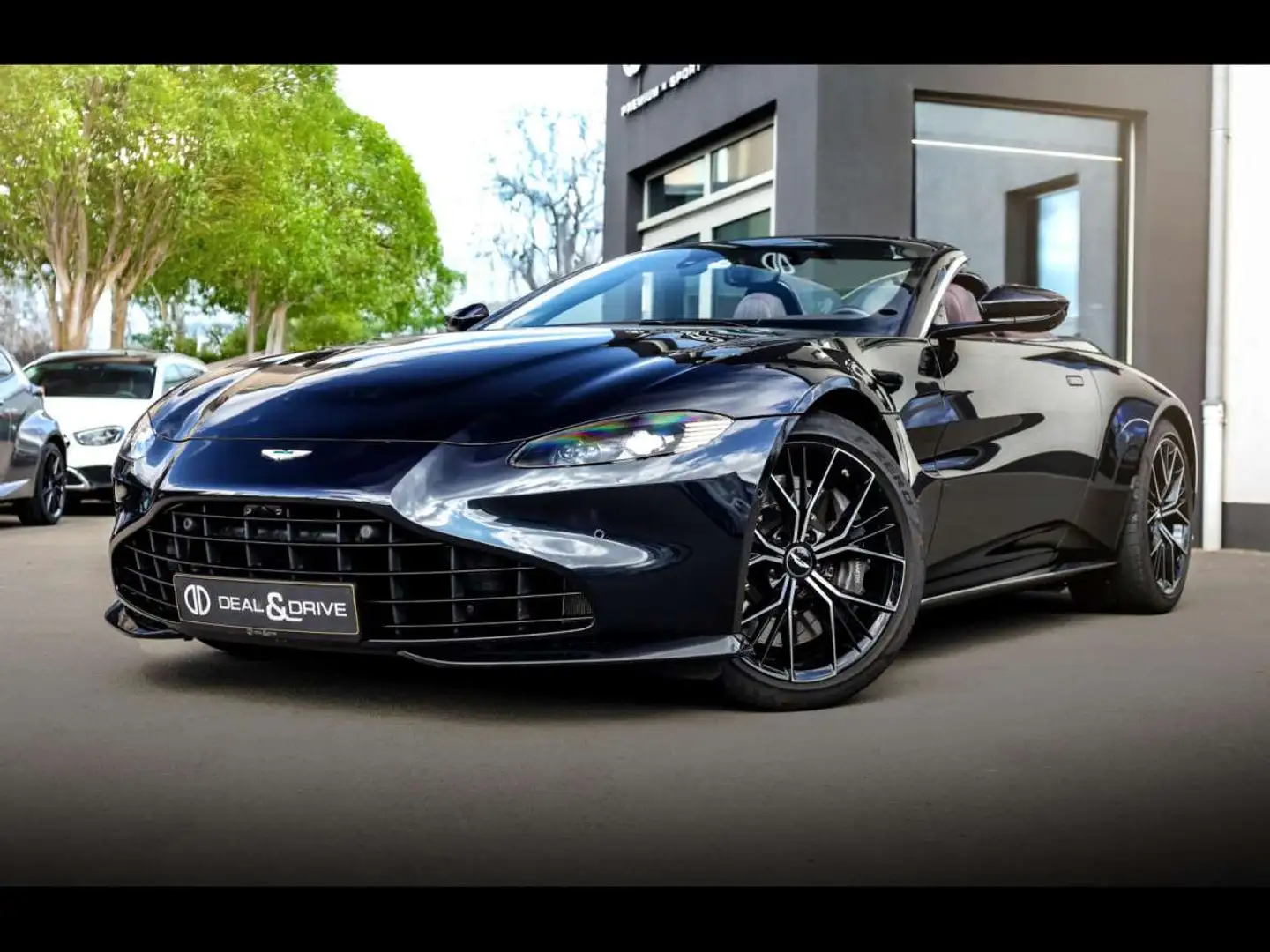 Aston Martin V8 VANTAGE ROADSTERFULL XPEL360WARRANTY 06/26NEW Zwart - 1