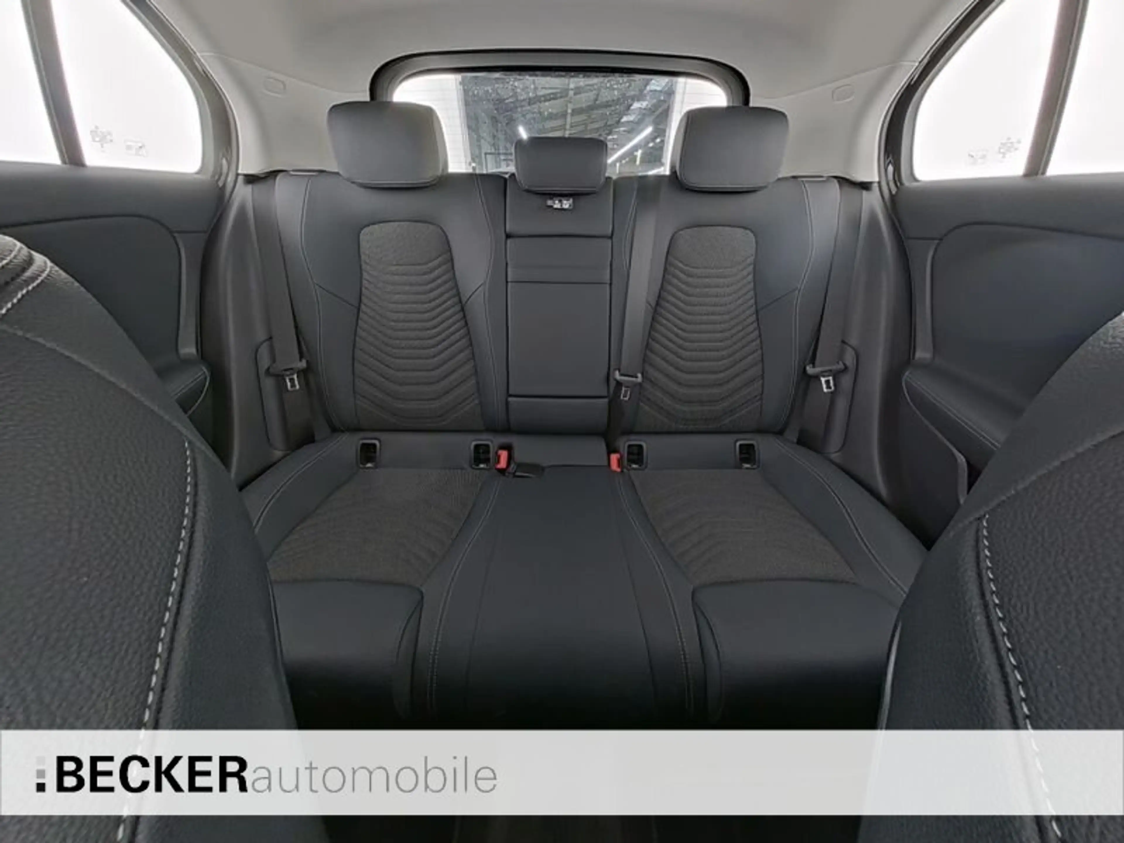 Mercedes-Benz A 200 A 200 PROGRESSIVE TOTWINKEL MULTIBEAM AMBIENTE LED — photo 8