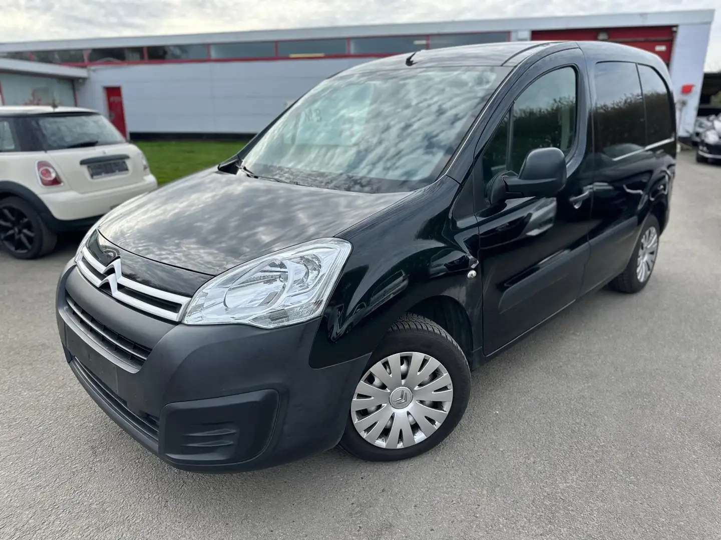 Citroen Berlingo 1.6 BlueHDi Utilitaire 3 places / 3 Zetels Negro - 1