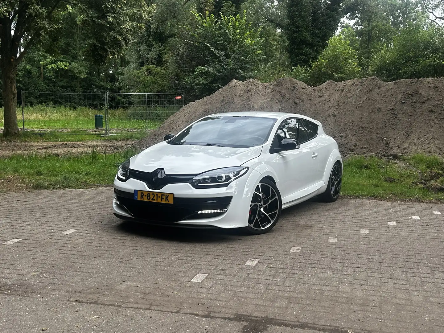 Renault Megane RS CUP, Recaro, Milltek, Powerflex Wit - 1