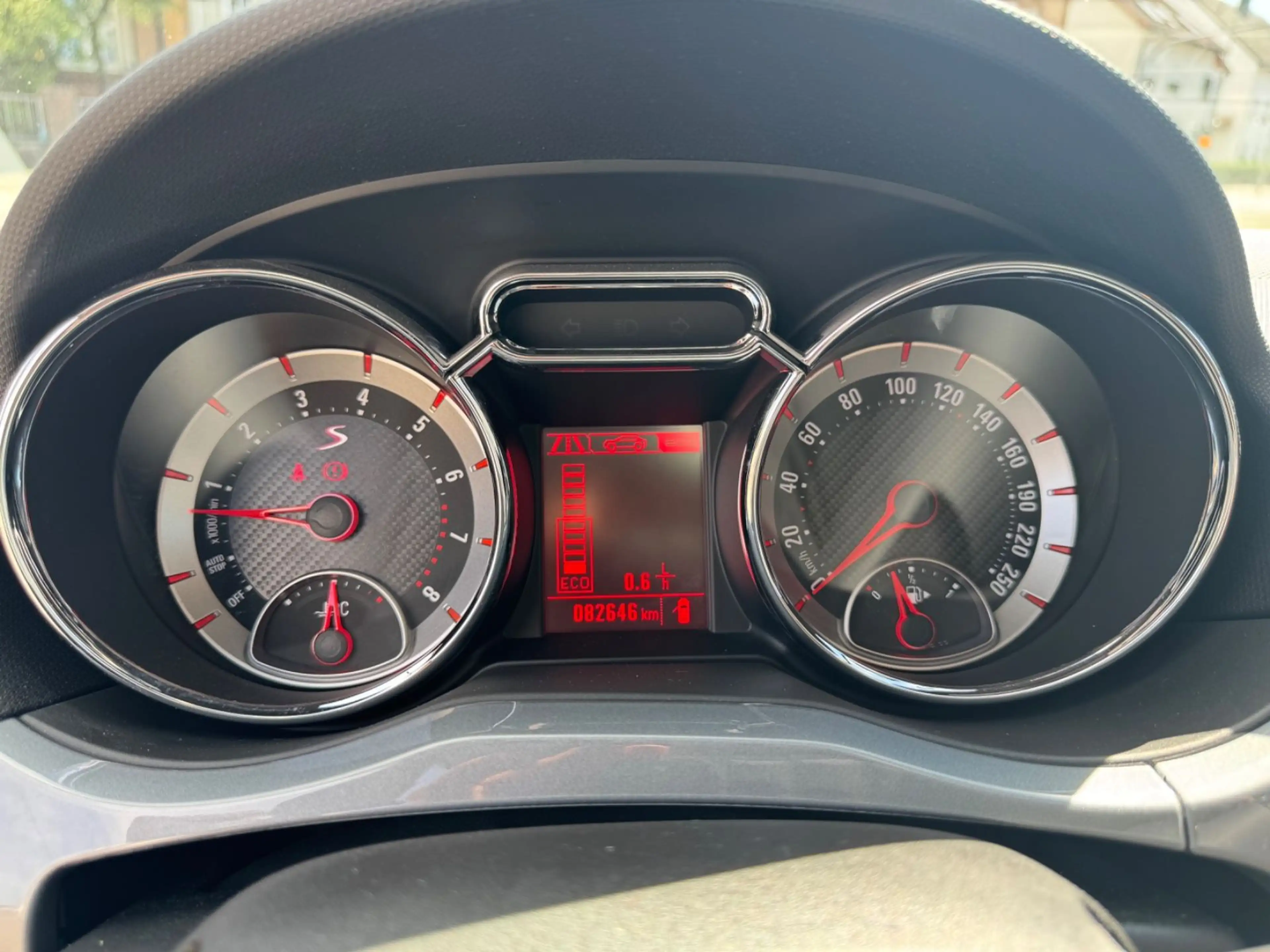 Opel Adam S — photo 12