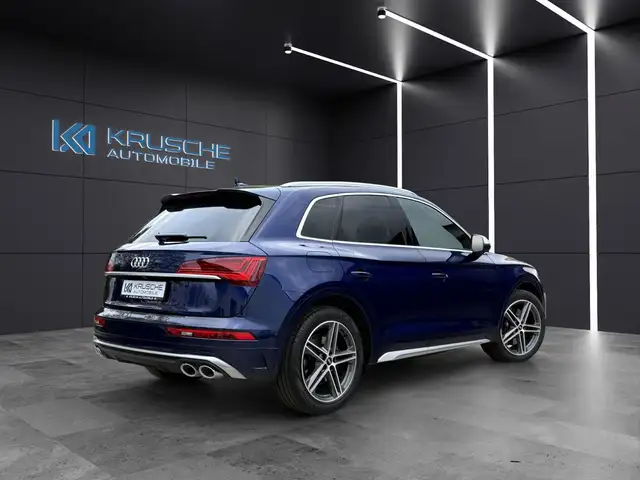 Audi SQ5 view 5