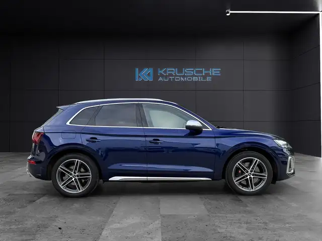 Audi SQ5 view 6