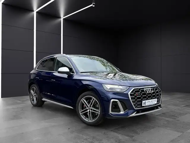 Audi SQ5 view 7