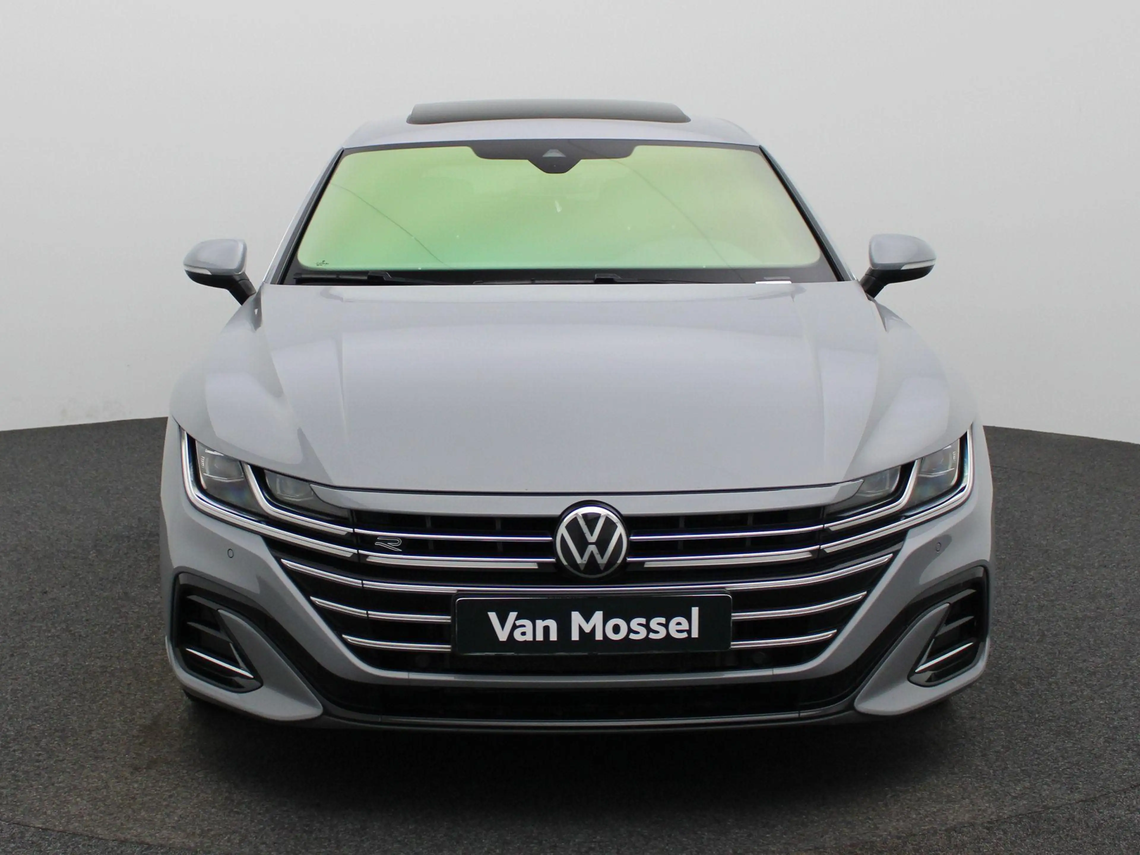 Volkswagen Arteon 2.0 TDI SCR 147kW DSG R-Line S.B. PANO | KEYLESS | — photo 3