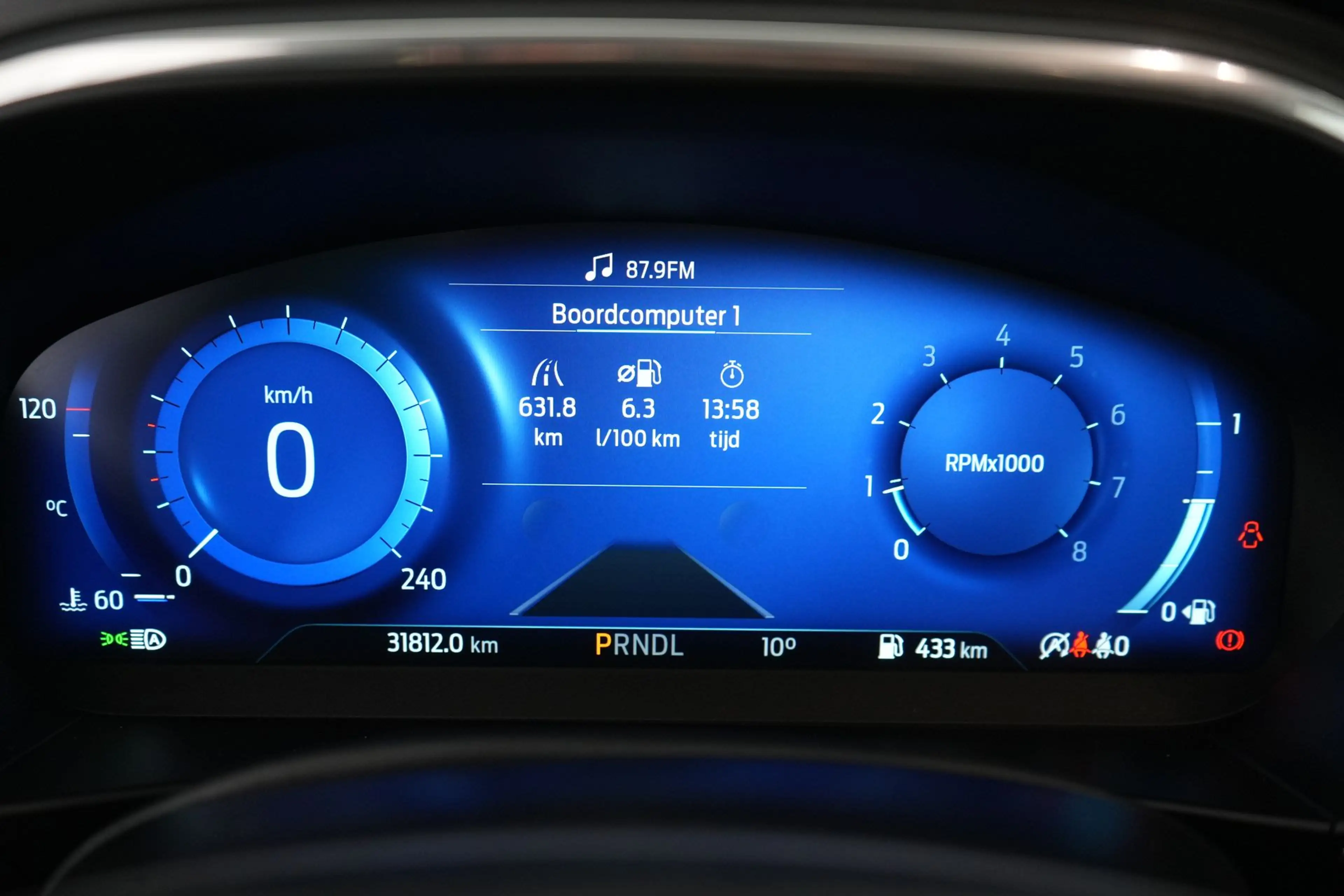 Ford Focus Clipper 1.0i DCT EcoBoost MHEV Active X LED GPS PD — photo 14