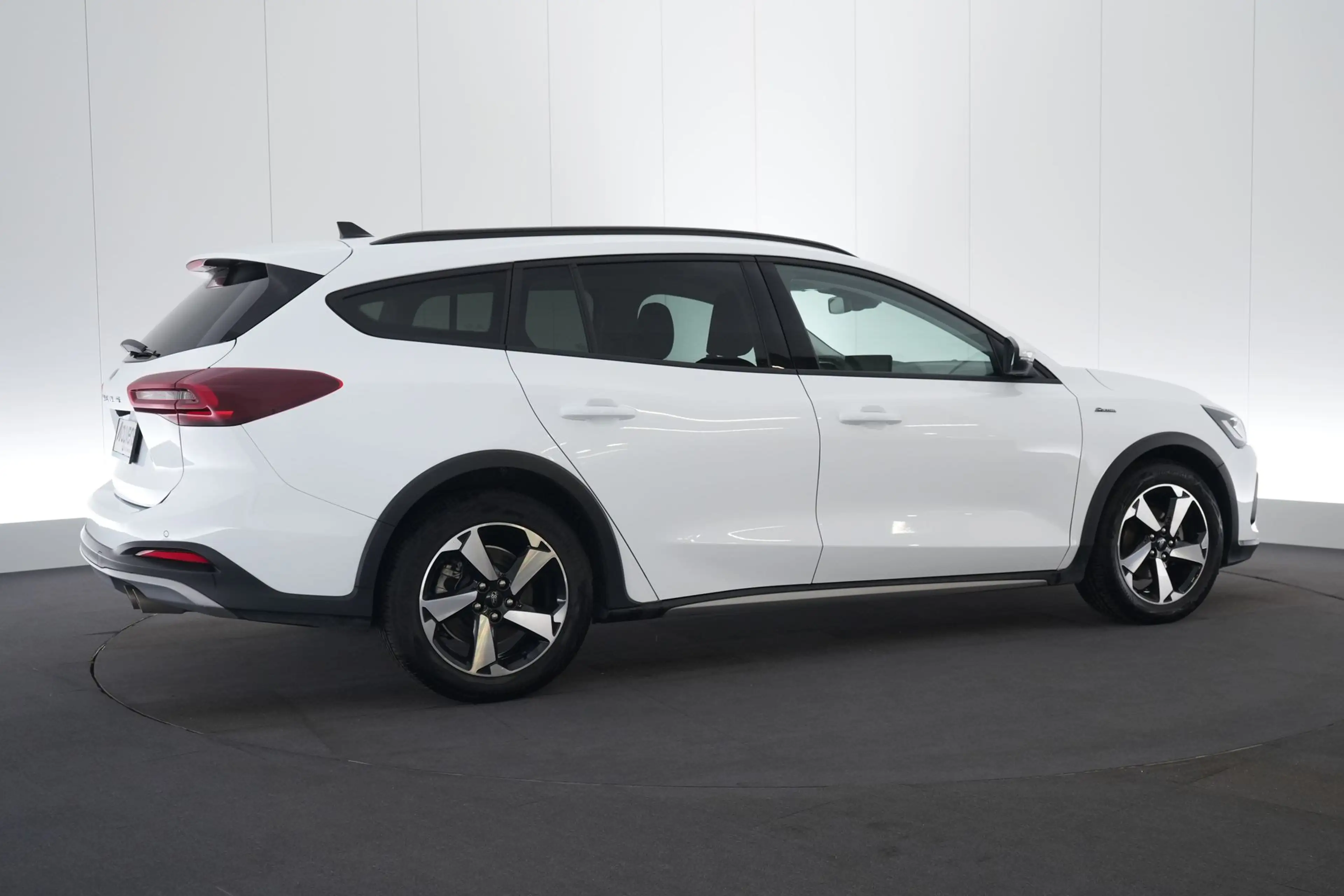 Ford Focus Clipper 1.0i DCT EcoBoost MHEV Active X LED GPS PD — photo 6