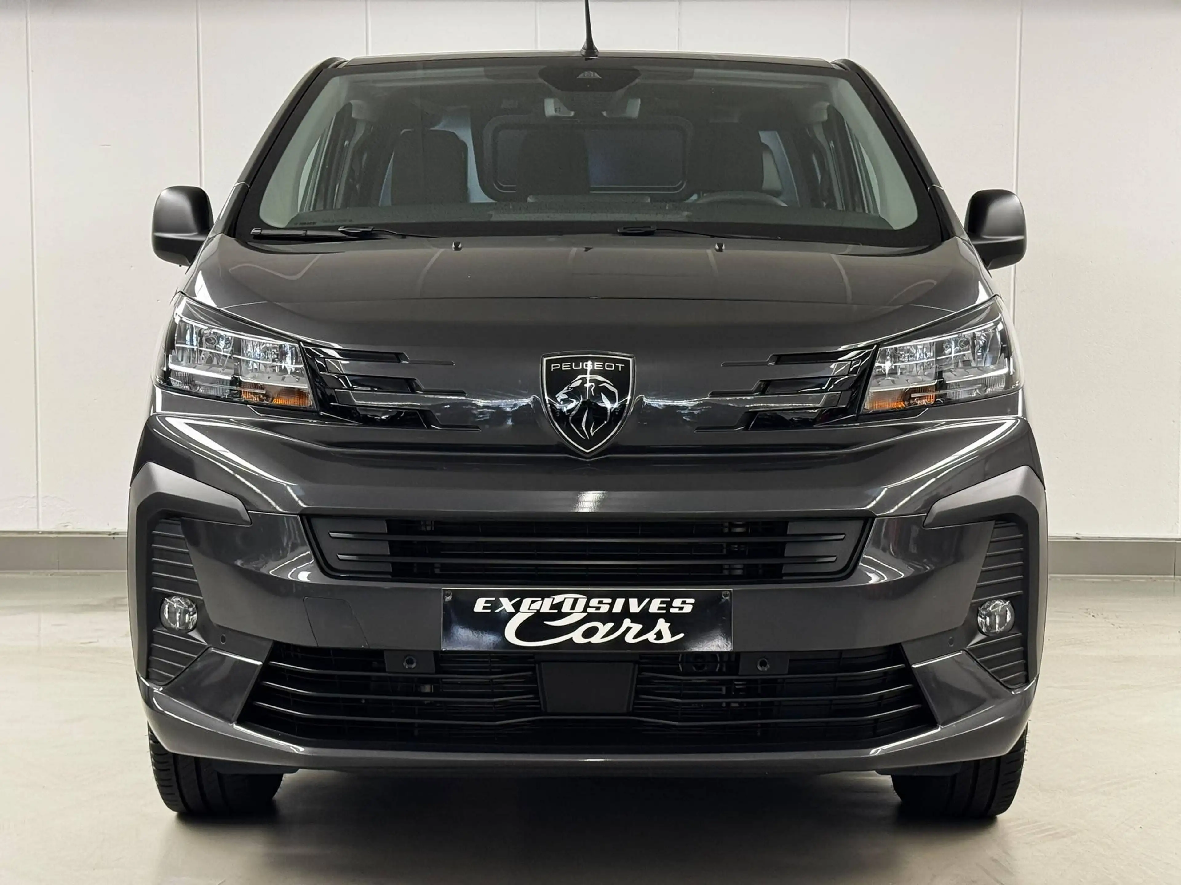 Peugeot Expert 2.0 BlueHDI 145CV UTILITAIRE 3 PLACES AUTO CAMERA 360 GPS REG TVA/BTW — photo 3