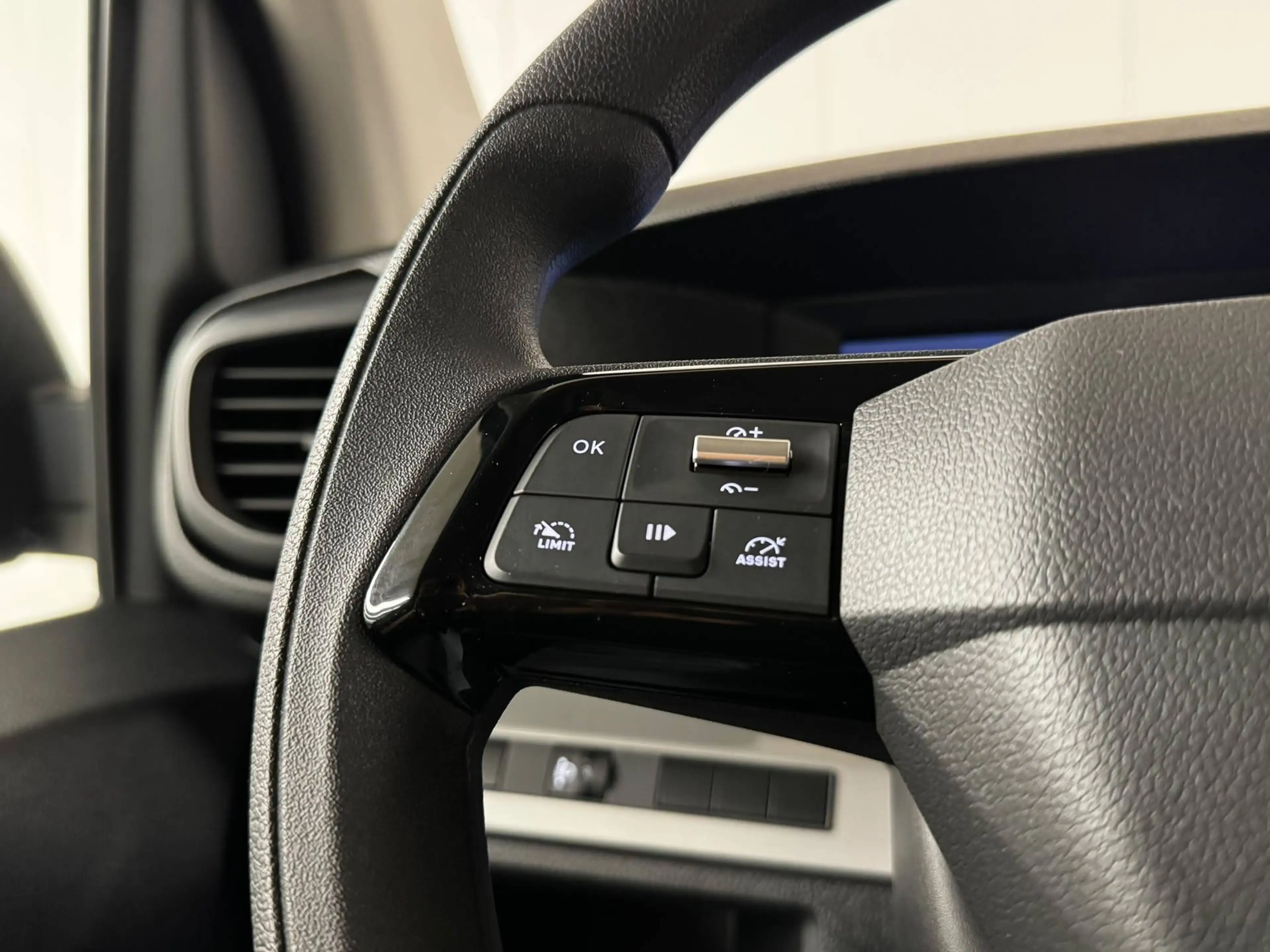 Peugeot Expert 2.0 BlueHDI 145CV UTILITAIRE 3 PLACES AUTO CAMERA 360 GPS REG TVA/BTW — photo 9