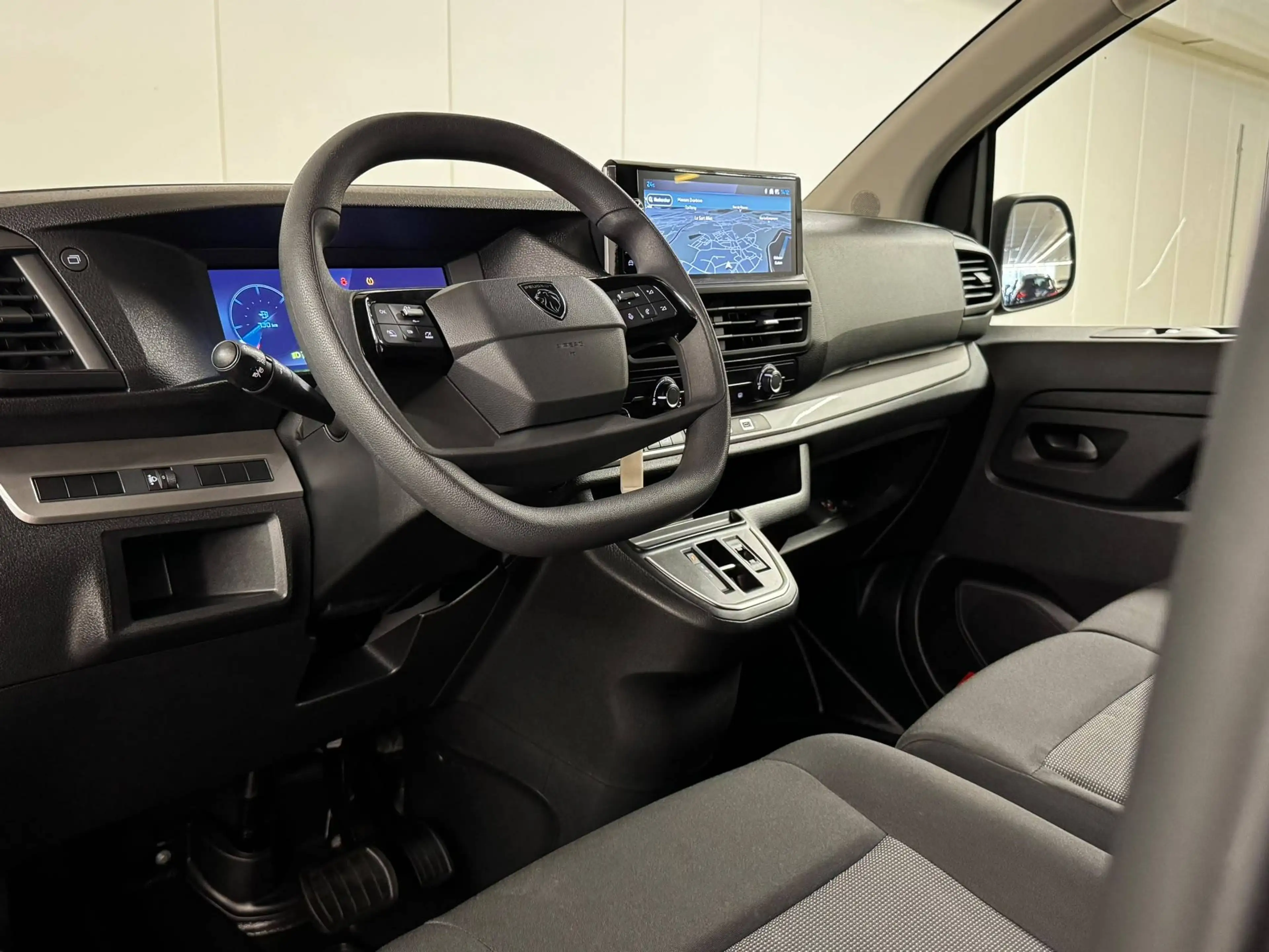 Peugeot Expert 2.0 BlueHDI 145CV UTILITAIRE 3 PLACES AUTO CAMERA 360 GPS REG TVA/BTW — photo 10