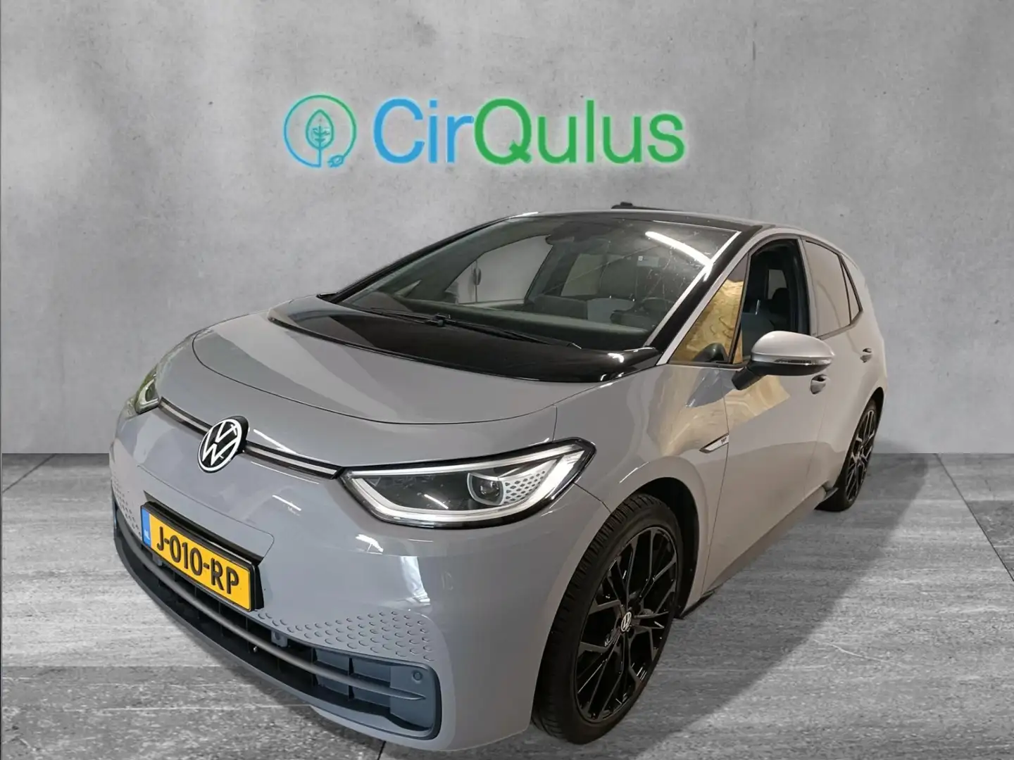 Volkswagen ID.3 First Plus 58 kWh Gris - 1