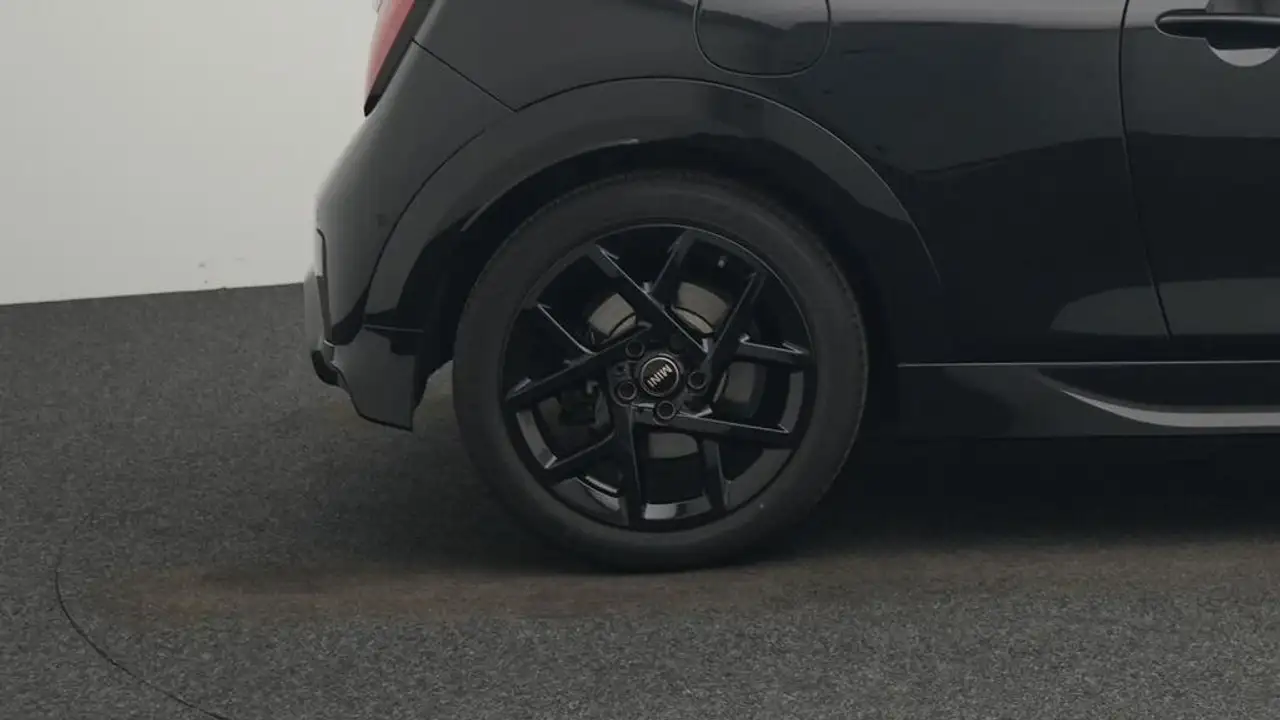 MINI Cooper C John Cooper Works Trim 8