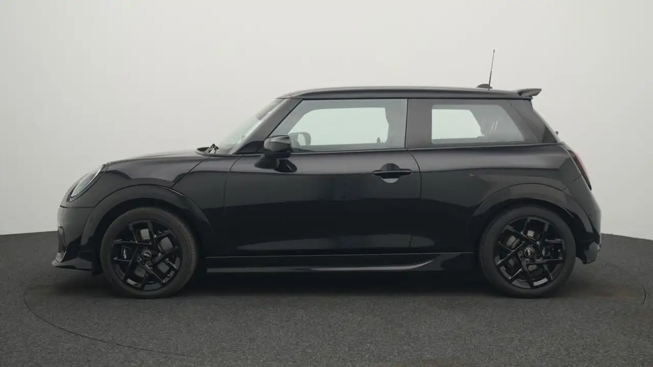 MINI Cooper C John Cooper Works Trim 2