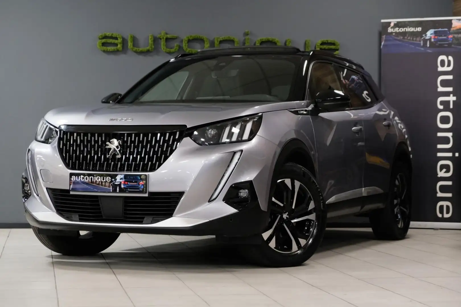 Peugeot 2008 1.2 PureTech GT-Line |PANORAMADAK| 61dkm Navi+Came Grijs - 1