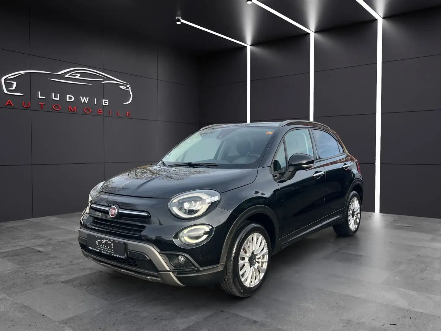 Fiat 500X Cross / AUTOMATIK / NAVI / KAMERA / TOP Schwarz - 1