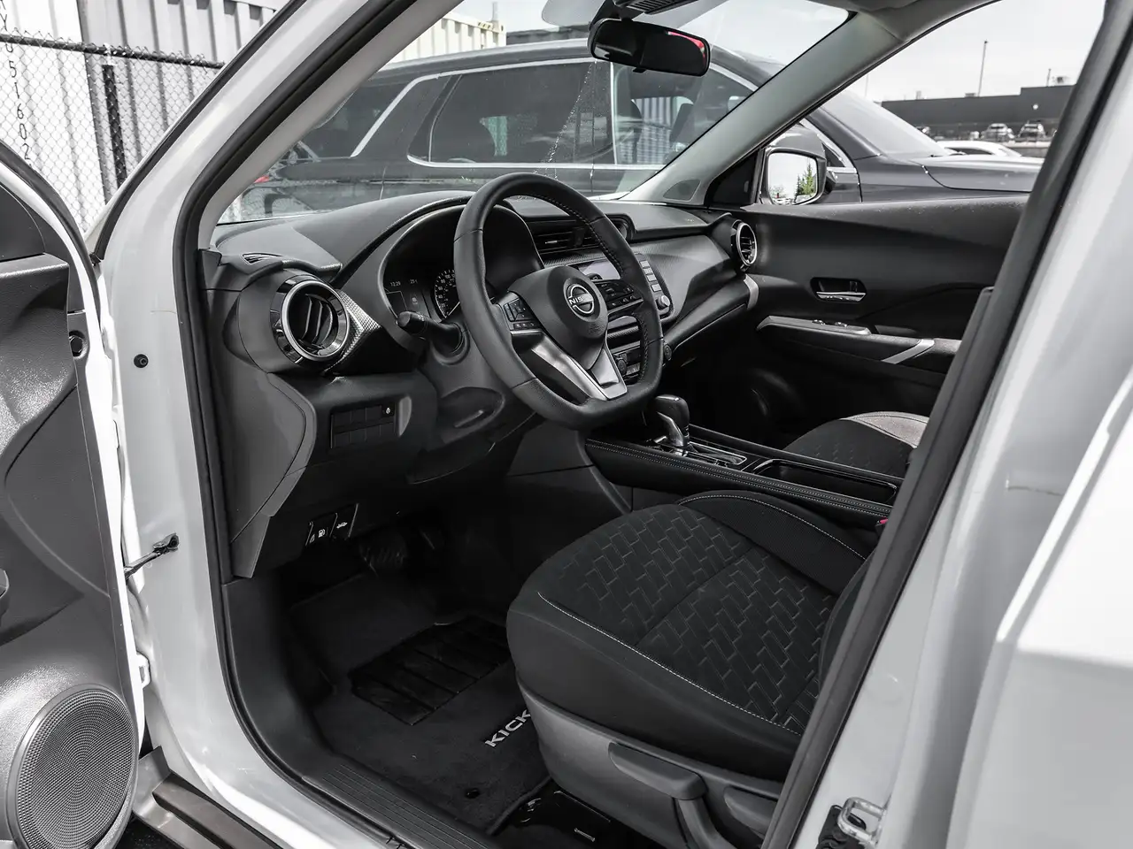 Nissan Kicks снимка Nissan Kicks