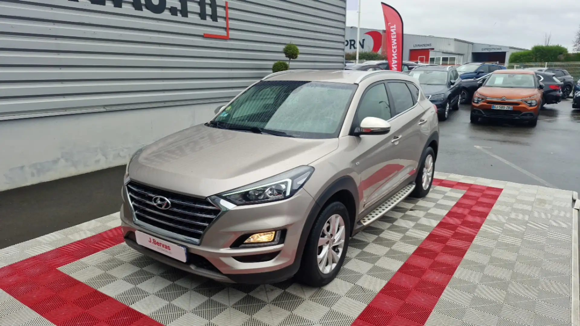 Hyundai TUCSON 1.6 CRDI 115 HYBRID 48V CREATIVE Beige - 2
