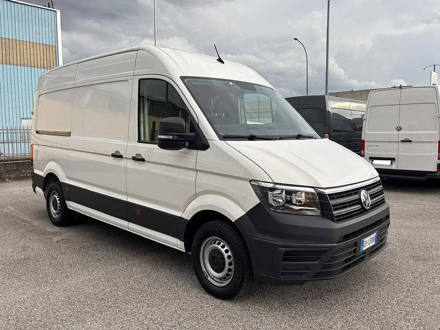Volkswagen Crafter 35 2.0 TDI 140CV L3H3 isotermico HACCP Bianco - 1