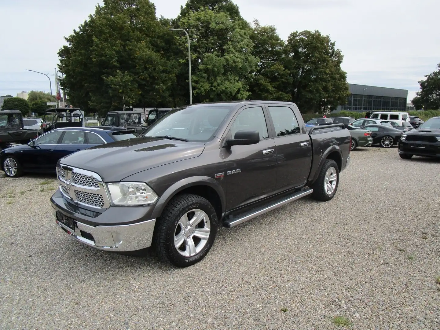 Dodge RAM 1500 5,7 V8 Crewcab Laramie*LPG*unfallfrei* Grau - 1