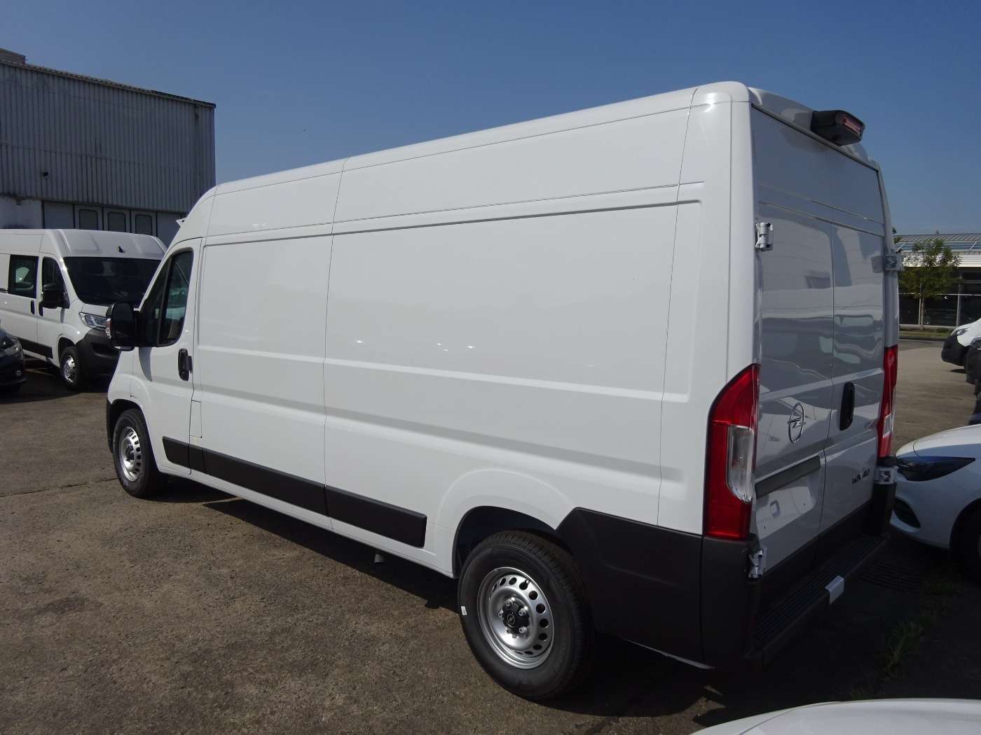 Opel Movano