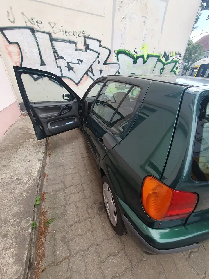 Volkswagen Polo 60 Servo Sportline, foto 1