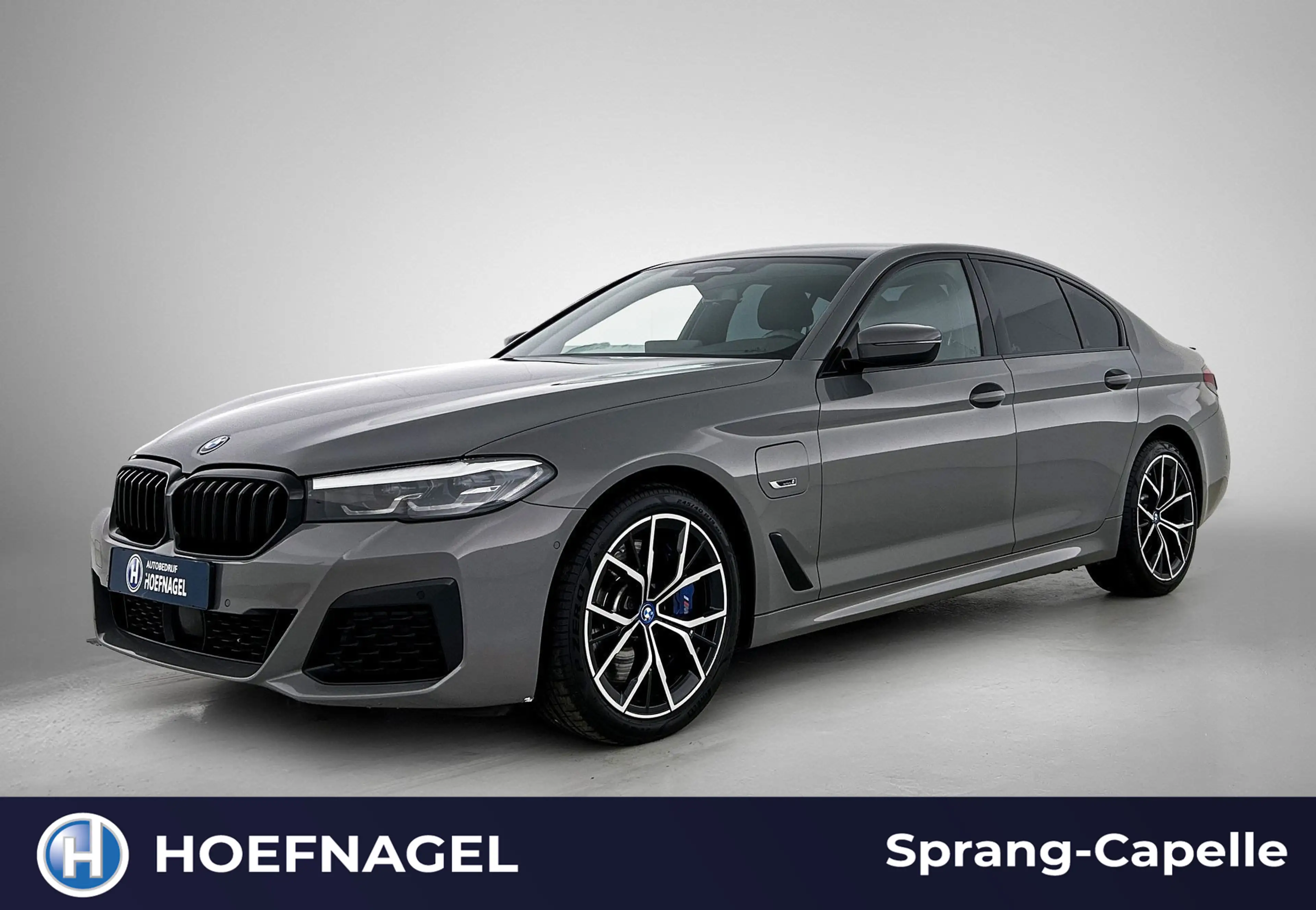 BMW 545 5-serie 545e xDrive M Sport | Camera | Adaptive Cr