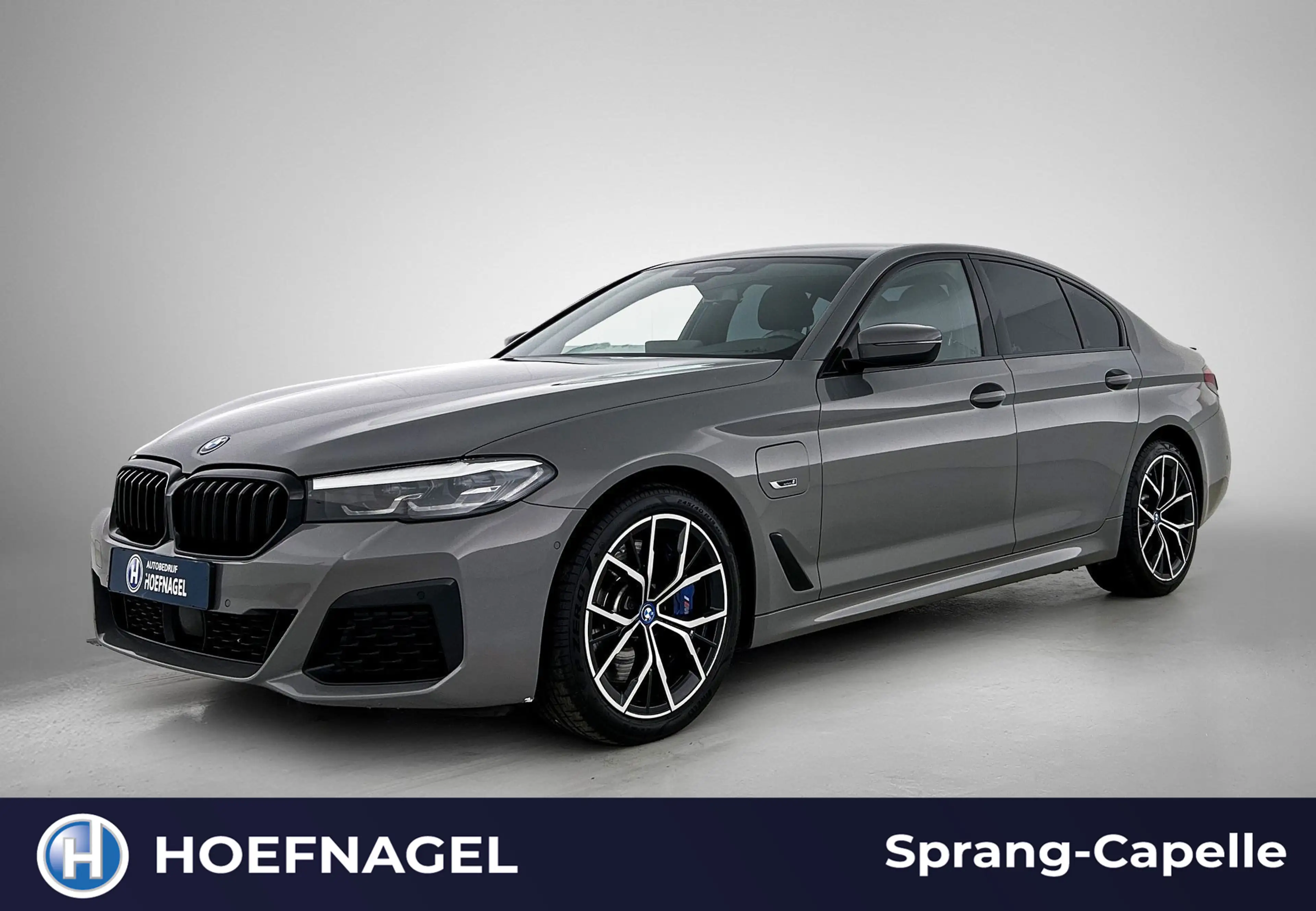 BMW 545 5-serie 545e xDrive M Sport | Camera | Adaptive Cr