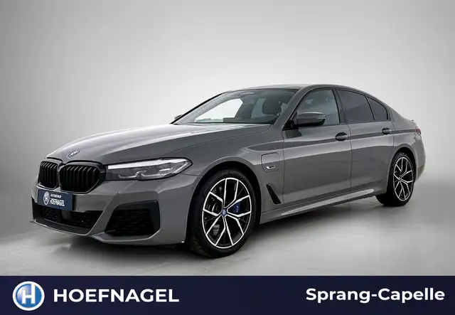 BMW 545 5-serie 545e xDrive M Sport | Camera | Adaptive Cr