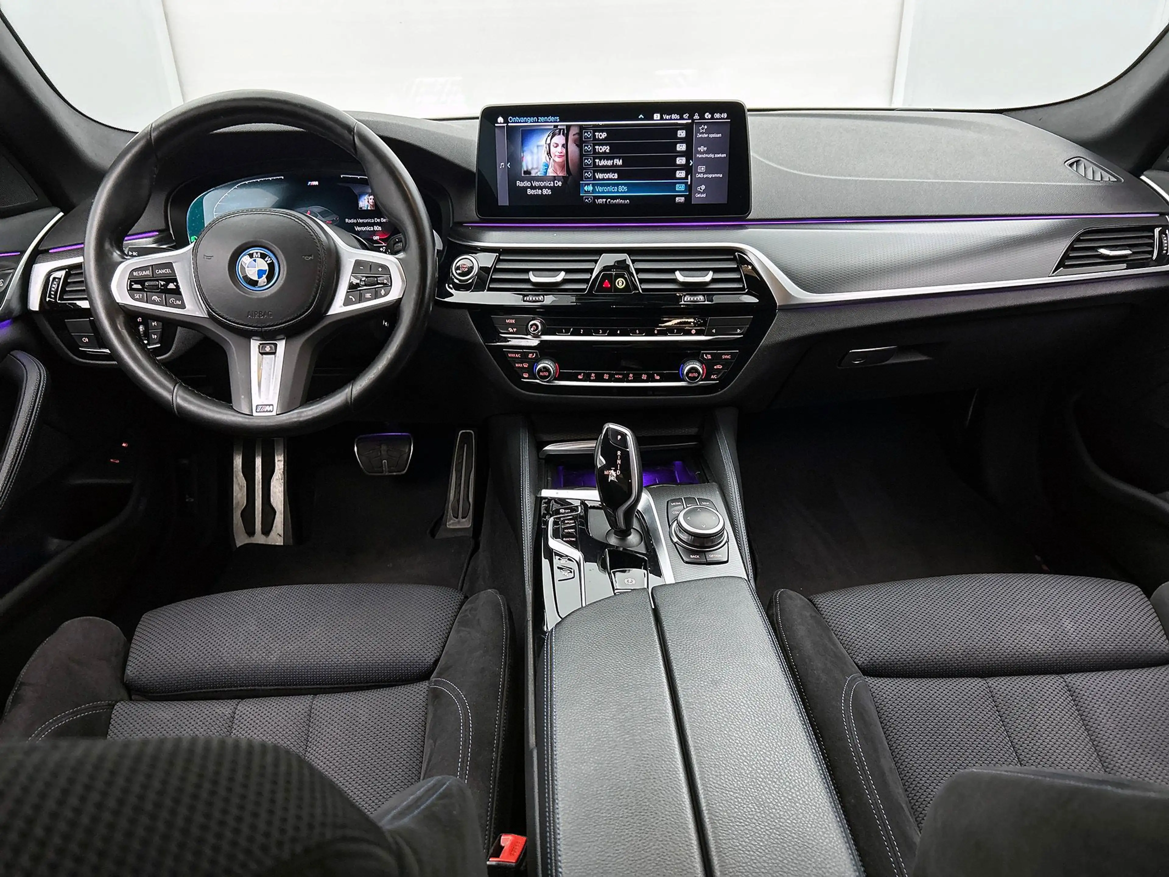 BMW 545 5-serie 545e xDrive M Sport | Camera | Adaptive Cr — photo 14