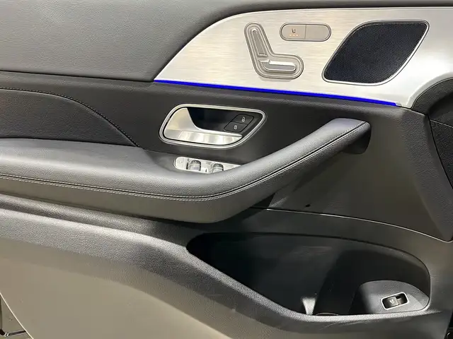 Mercedes-Benz Gle view 14