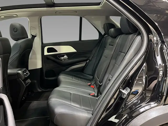 Mercedes-Benz Gle view 10