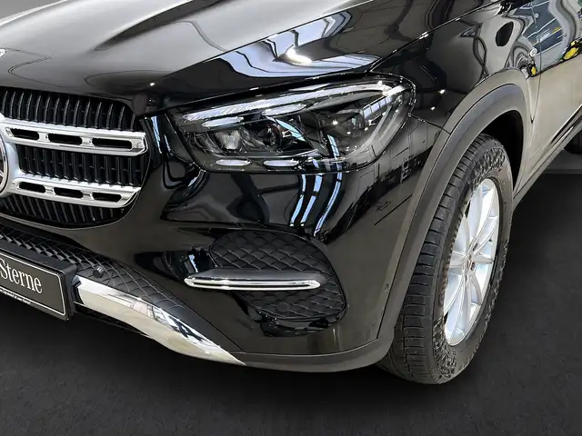 Mercedes-Benz Gle view 3