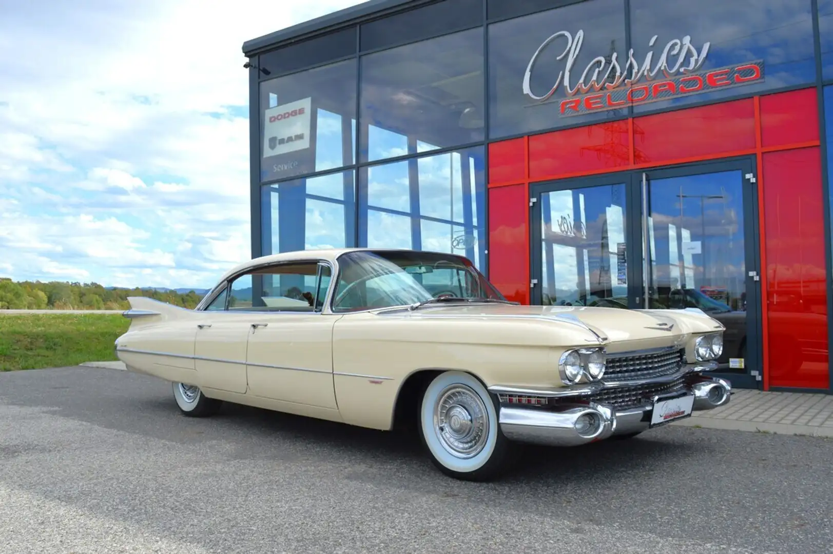 Cadillac Deville Beige - 2