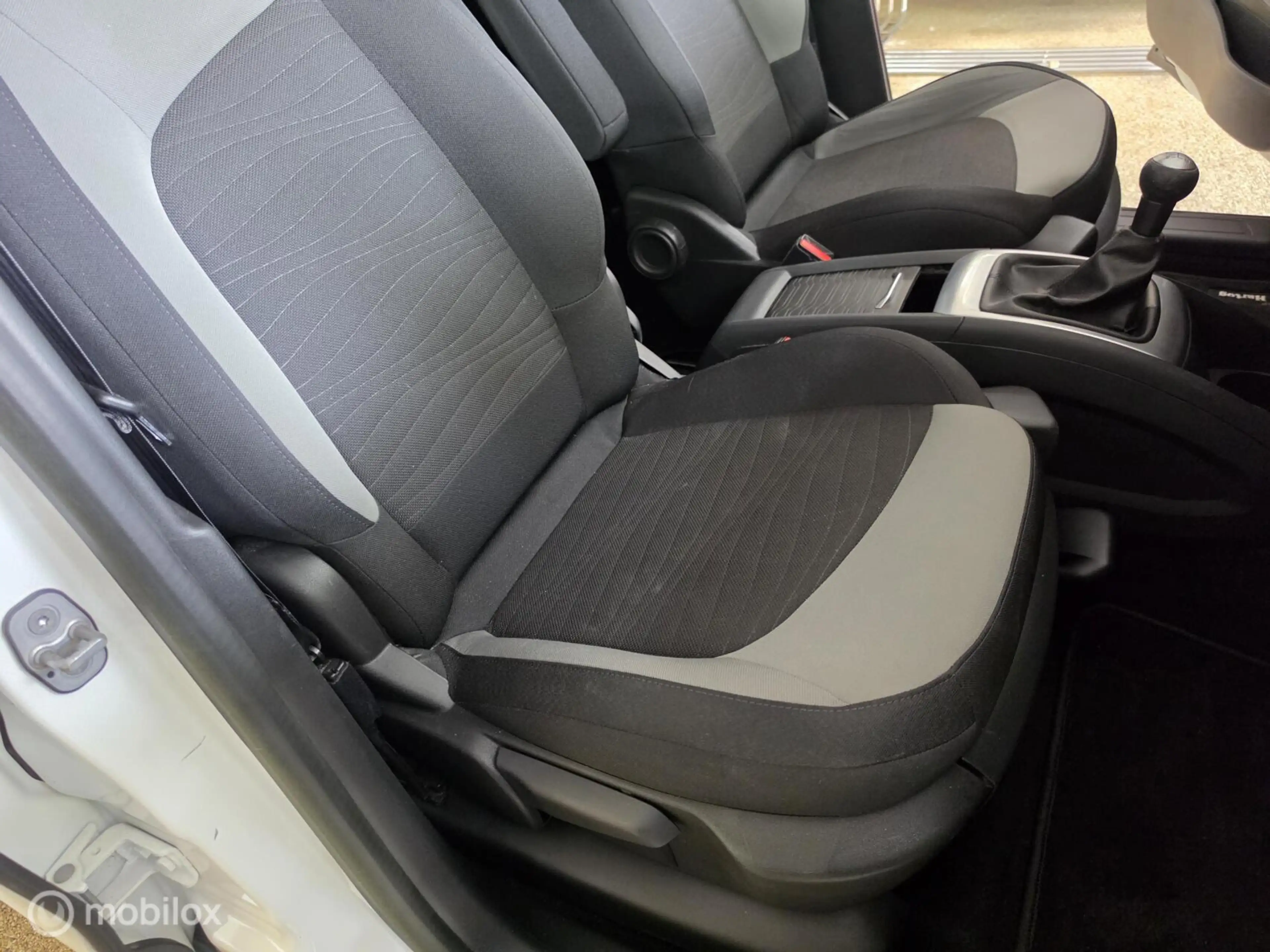 Citroen C4 Picasso 1.6 VTi Intensive — photo 15