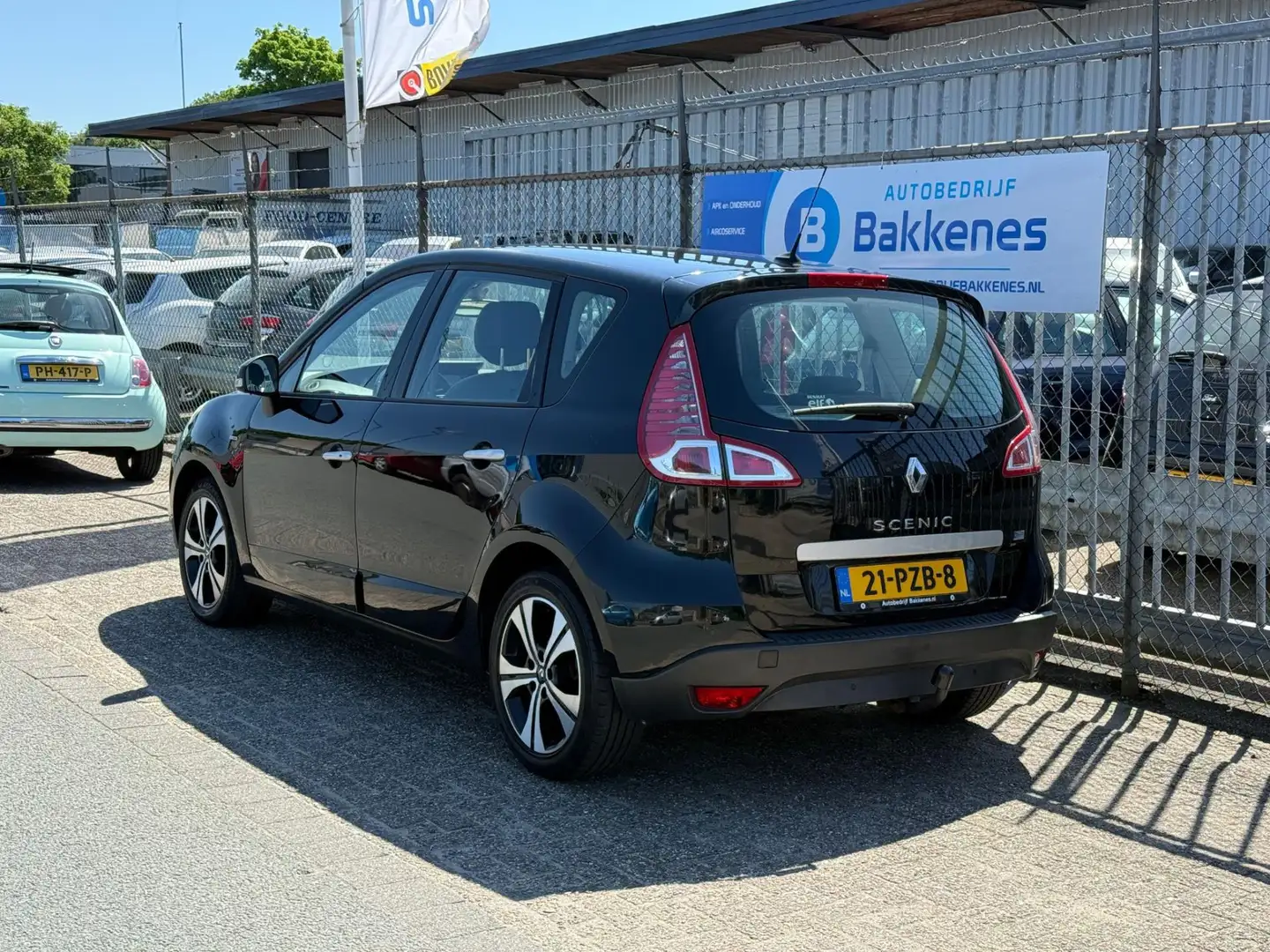 Renault Scenic 2.0 Bose | Automaat | Nwe motor | Dealer onderhoud Zwart - 2