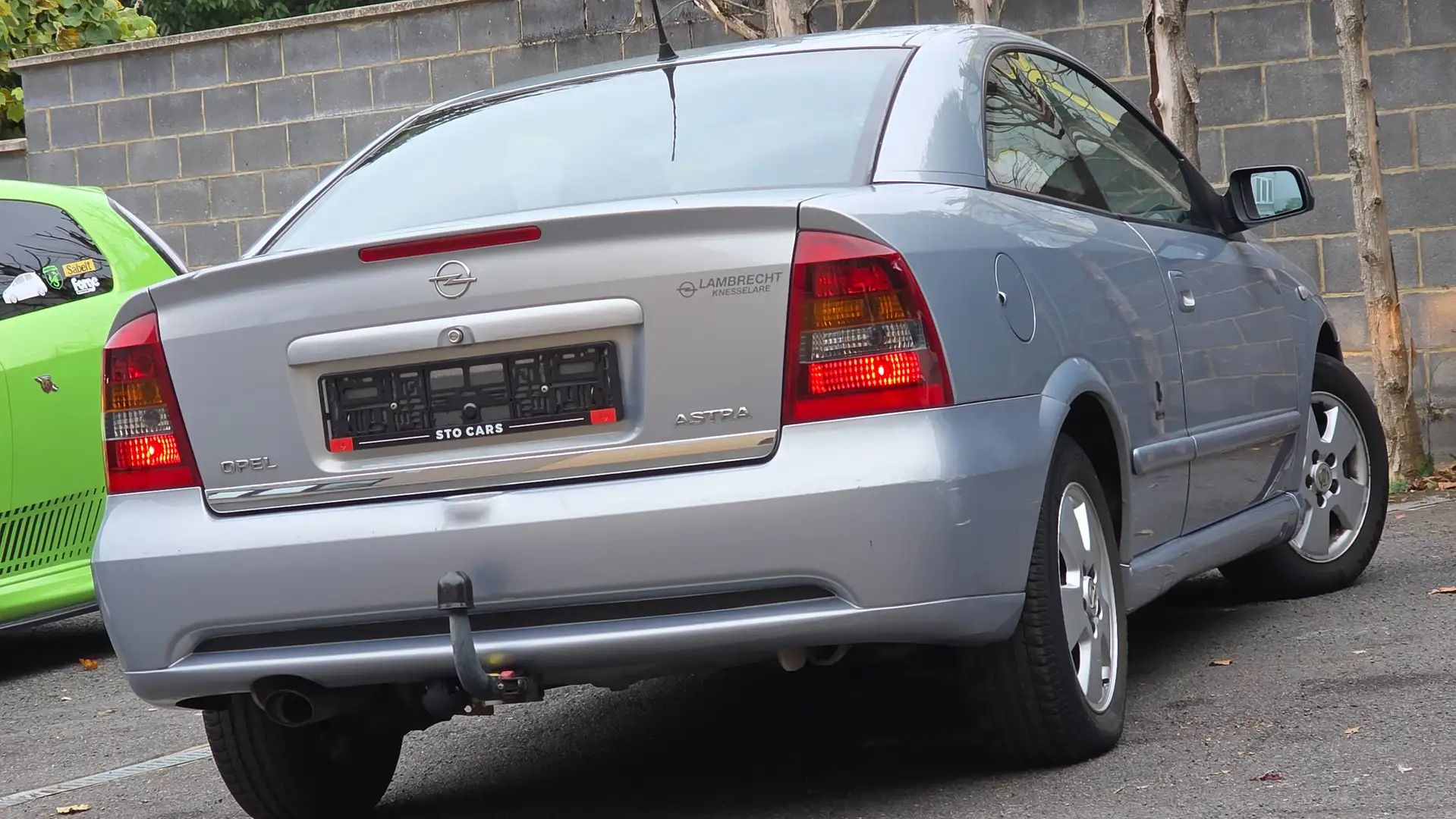 Opel Astra 1.6i XEL 16v / Berton / Cuir / Clim / Gris - 2