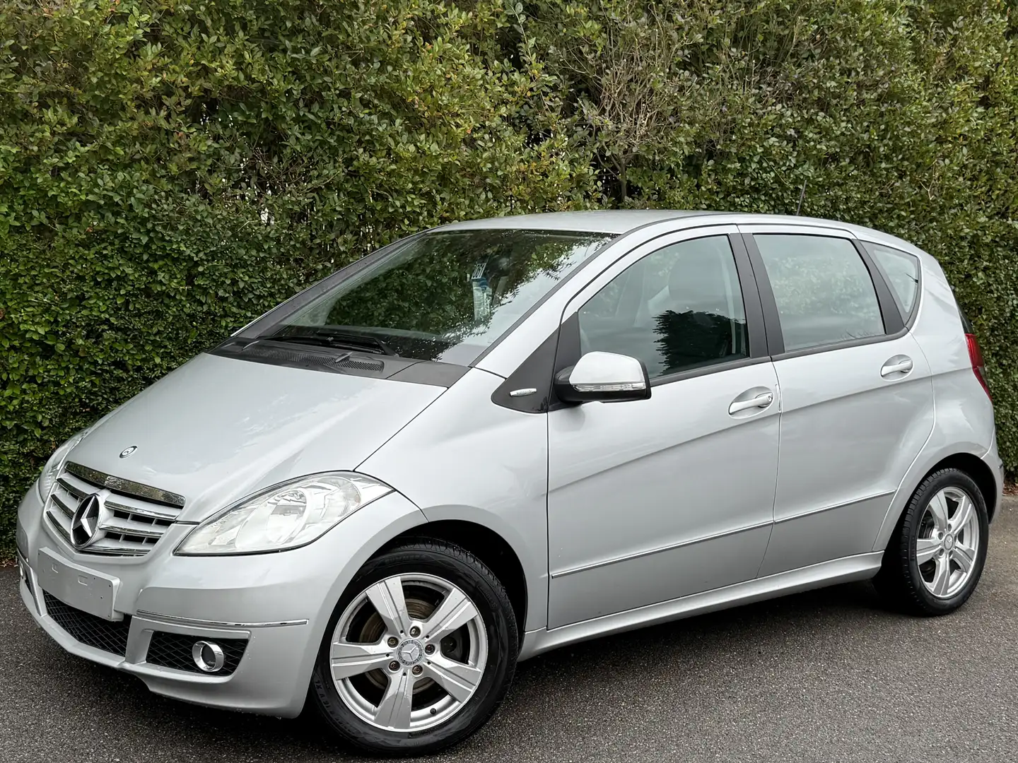 Mercedes-Benz A 180 CDI+PROBLEME BOITE AUTOMATIQUE !!!AIRCO+NAVI+EU 5 Grijs - 1
