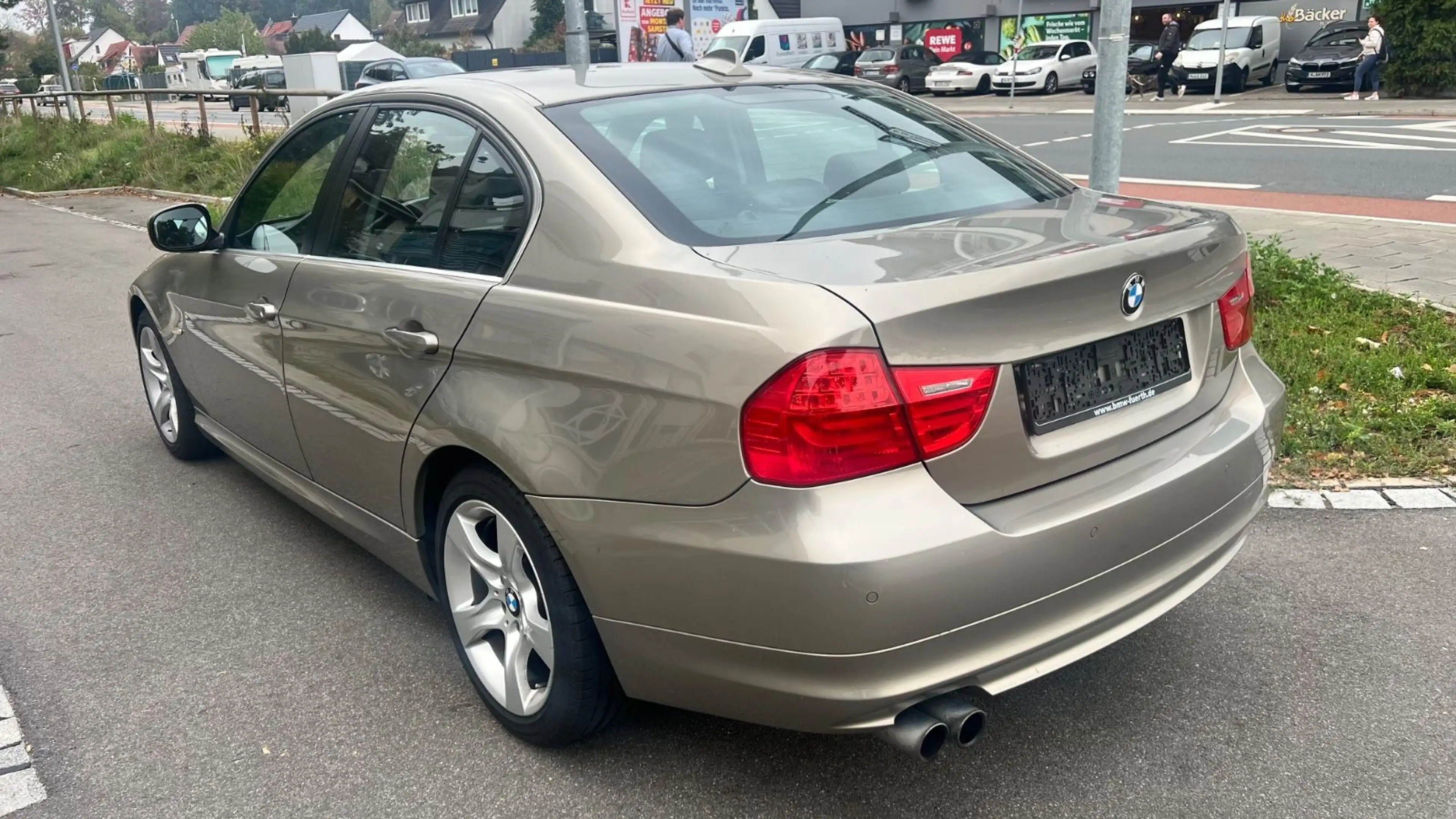 BMW 325 i/Xenon/Navi/Leder/PDC/SHZ/1.Hand — photo 4